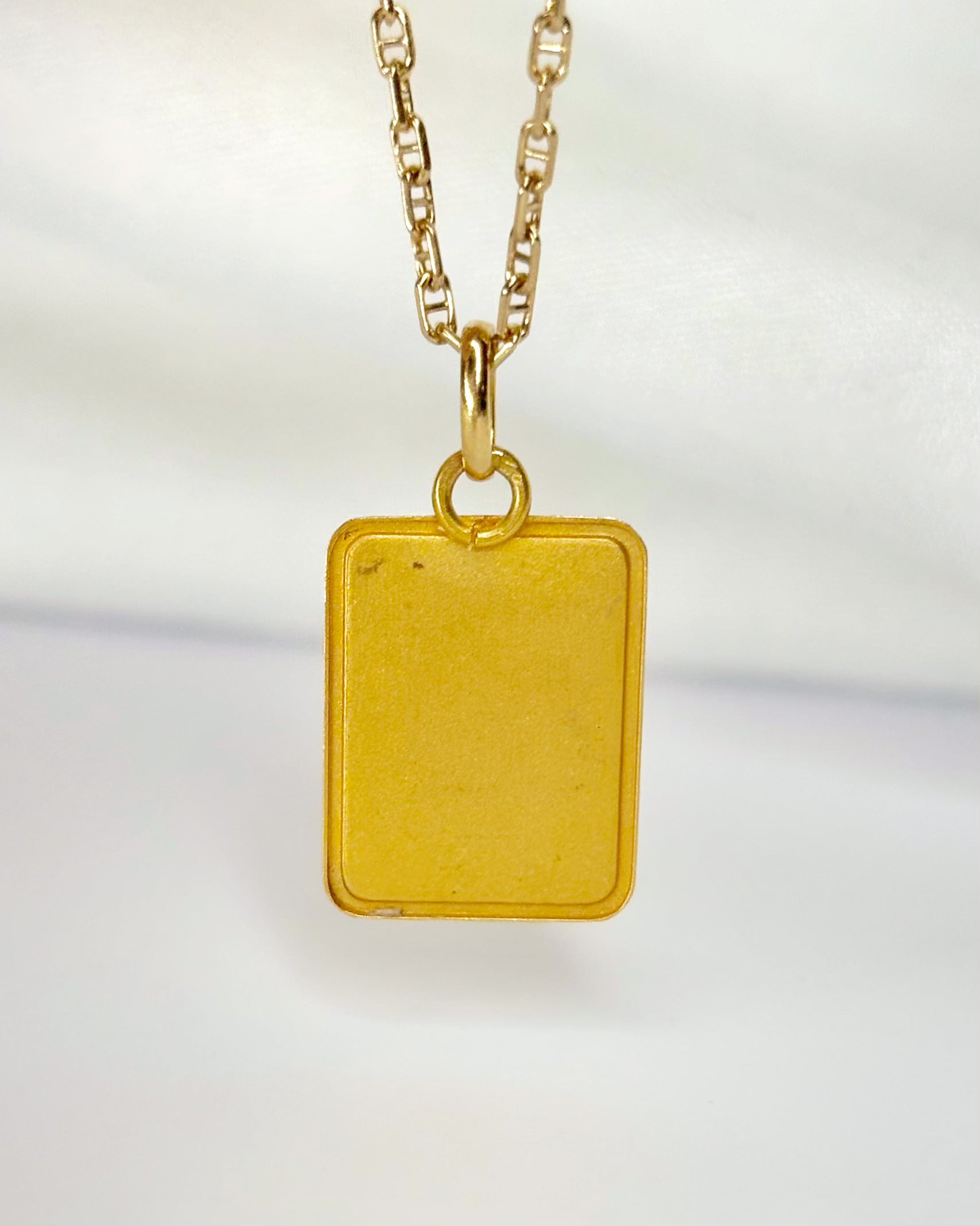 Pendentif Astro Taureau Or Jaune 18 carats "Cyrielle"