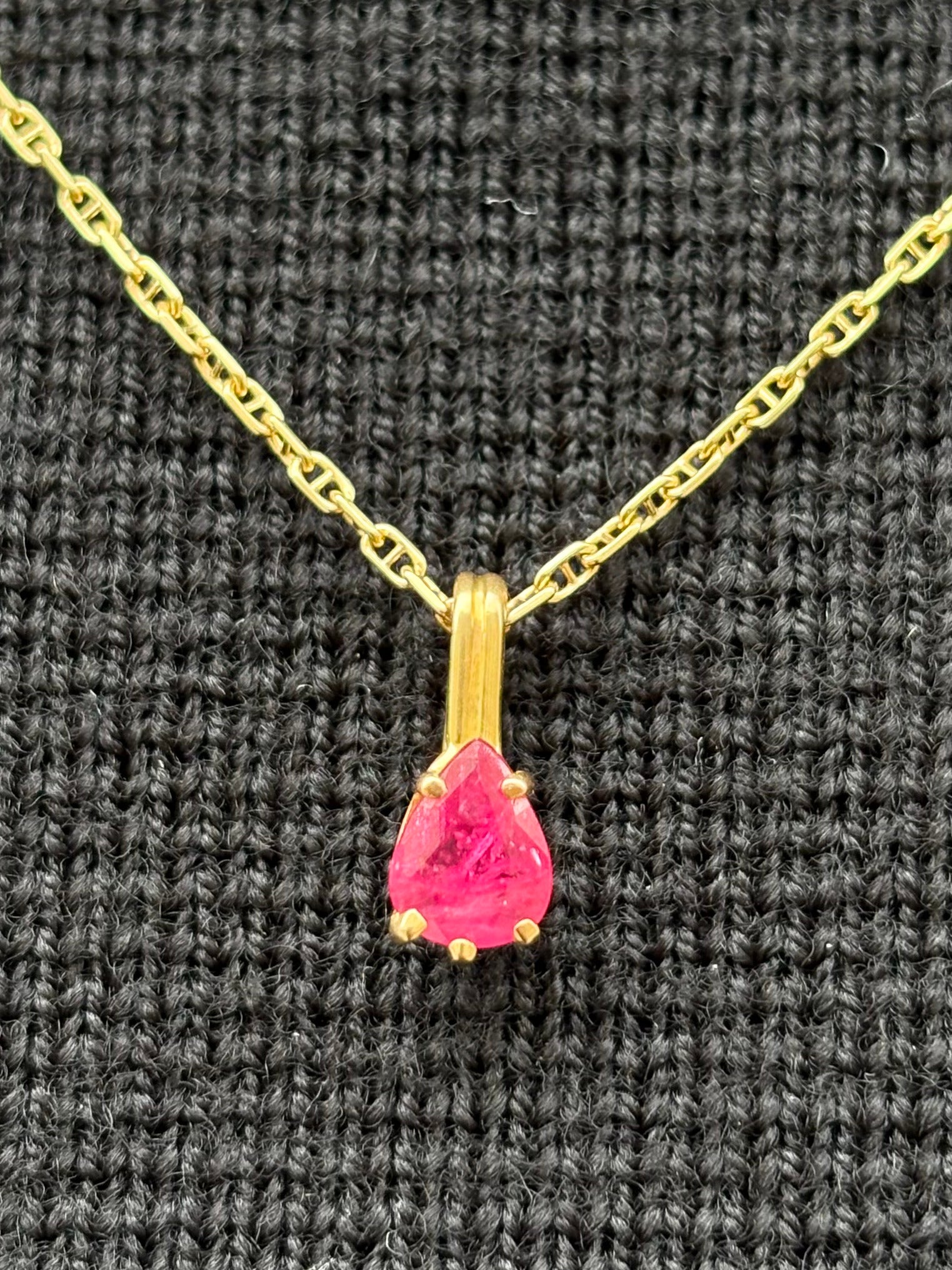 Pendentif Rubis 0.55 carat "Roxanne"