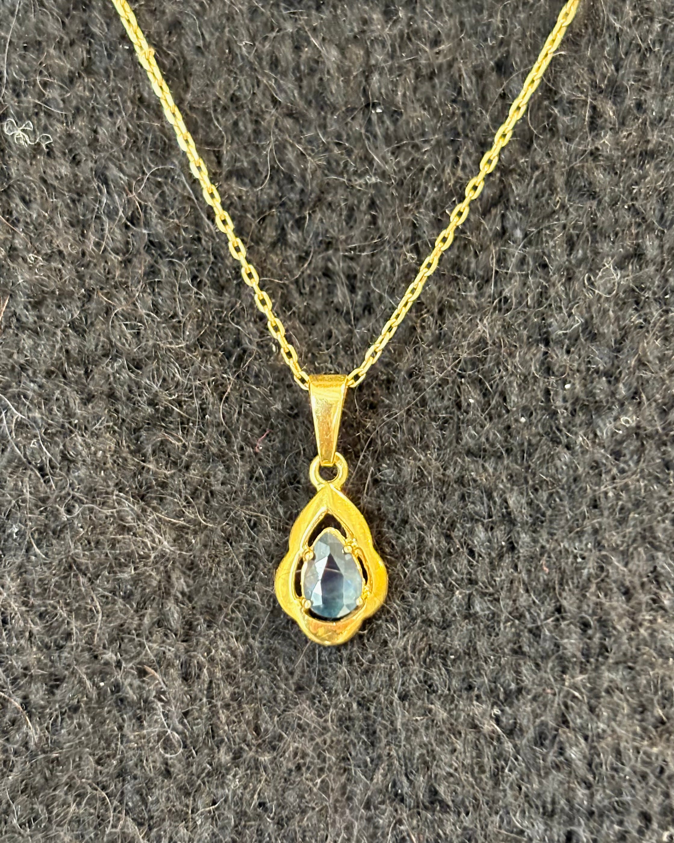 Pendentif Saphir 0.30 carat "Ymir"