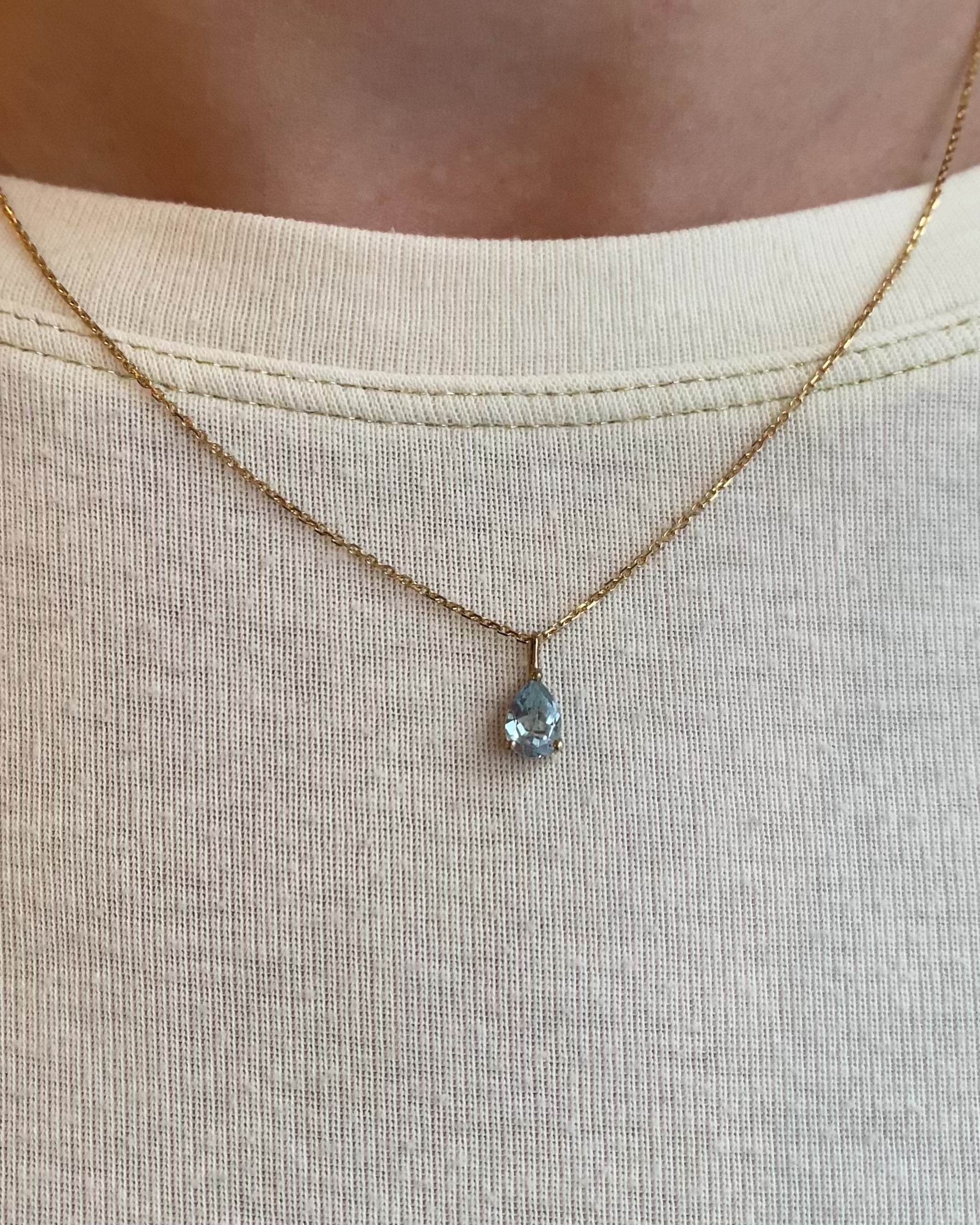 Pendentif Poire Aigue-Marine 0.55 carat "Cheyanne"