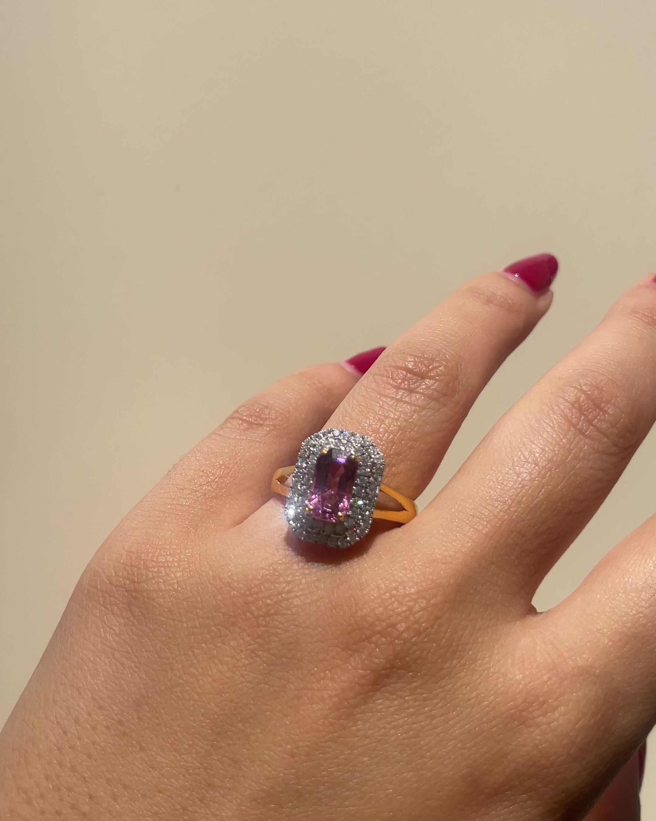 Bague Marguerite Spinelle 2.40 carats & Diamants "Beniga"