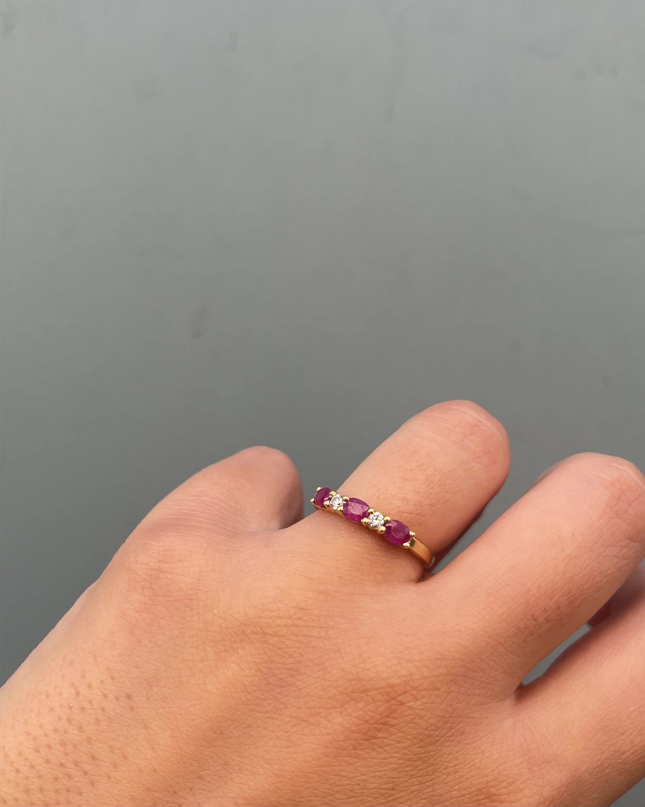 Demi Alliance Rubis 0.60 carat & Diamants "Maia"
