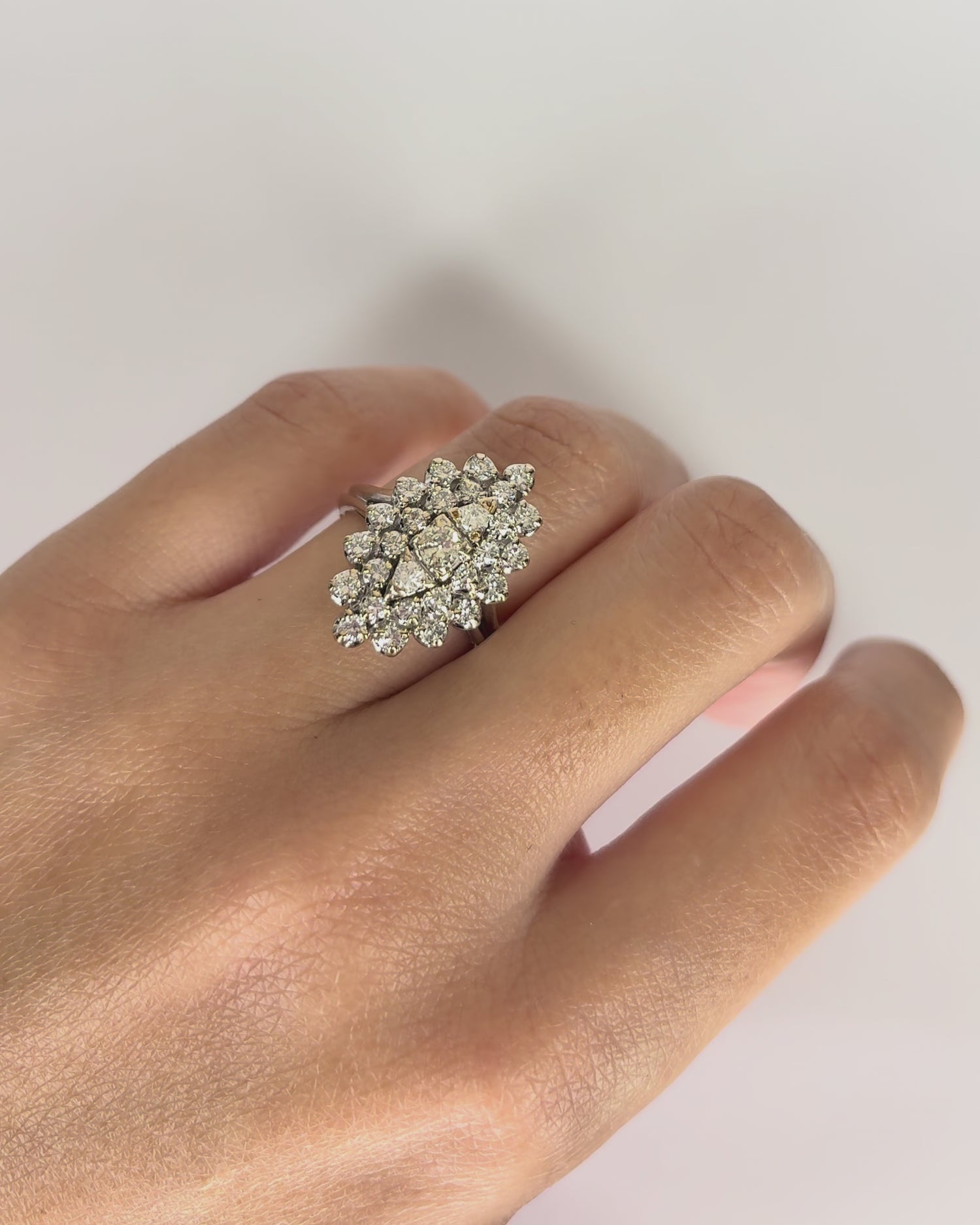 Bague Marquise Diamants 1.17 ct "Daphné"