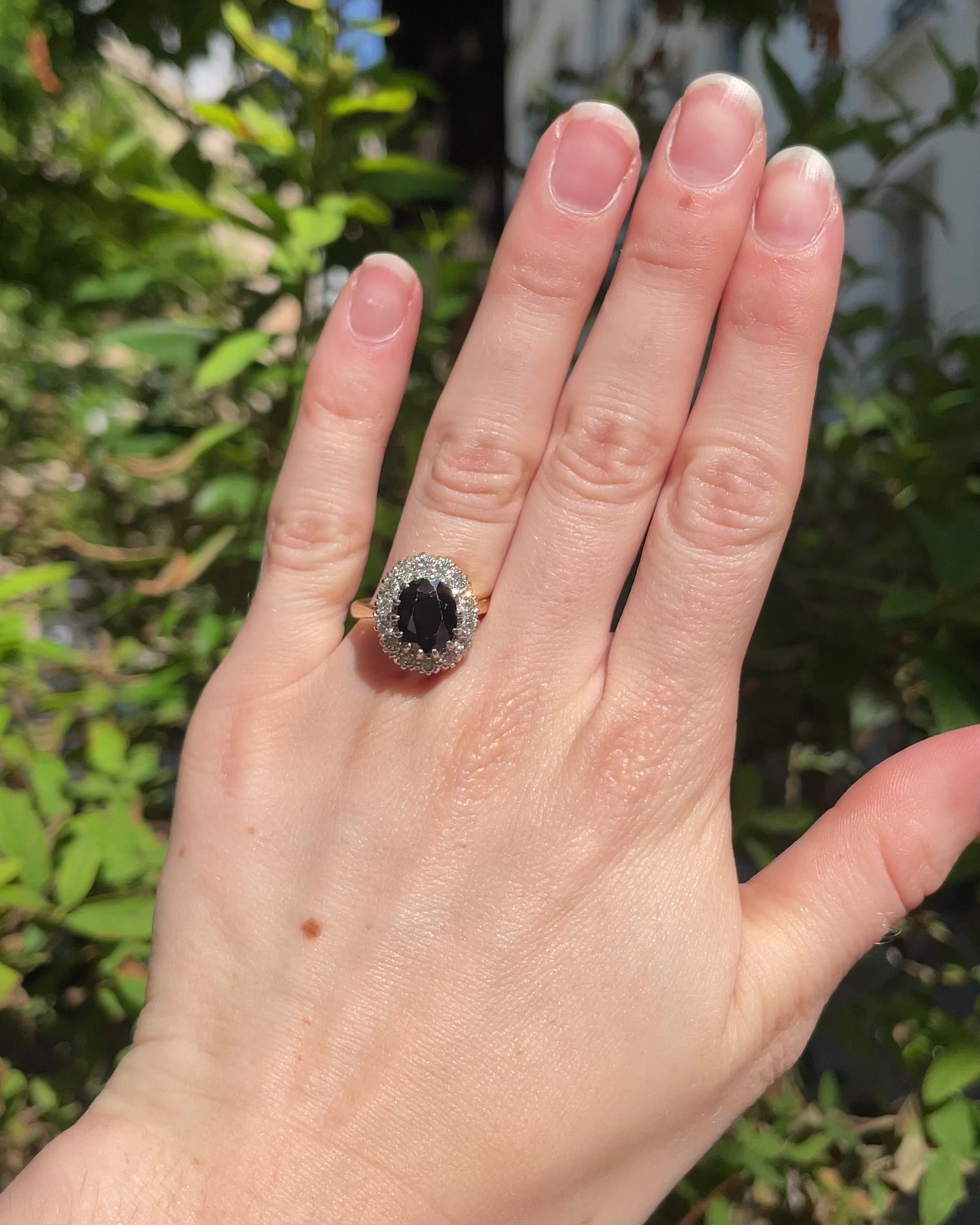 Bague Marguerite Saphir 2.75 carats & Diamants "Malena"