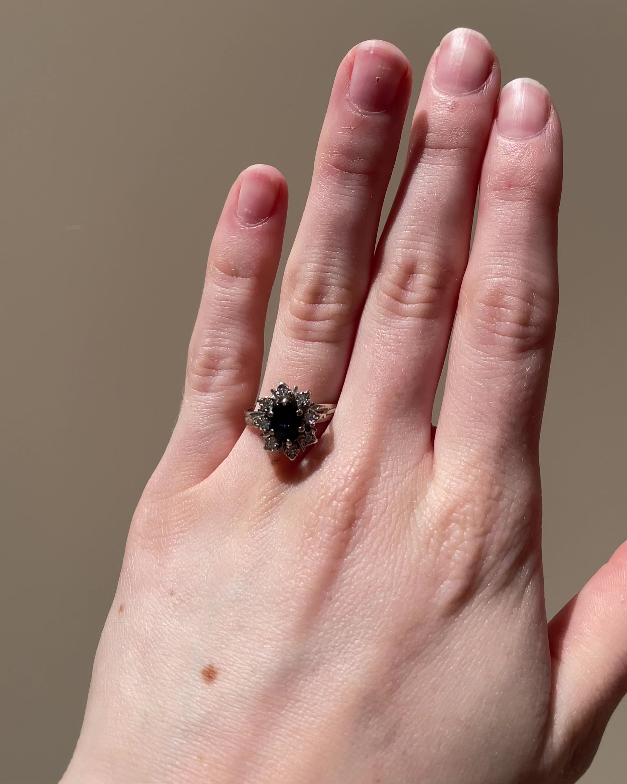 Bague Marguerite Saphir 0.80 carat & Diamants “Belvira”