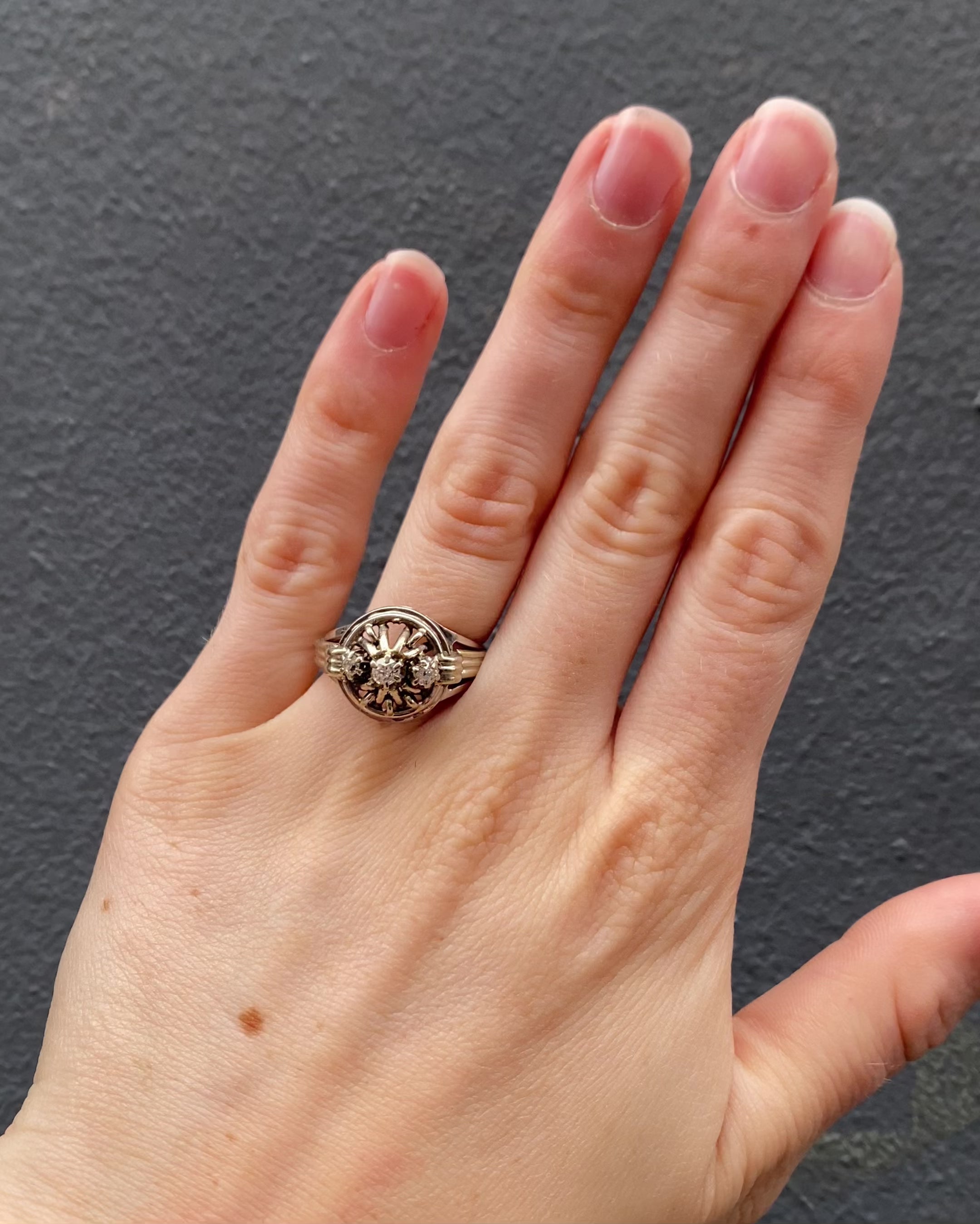 Bague Art-Déco Diamants & or 18 carats 5,85g "Romy"