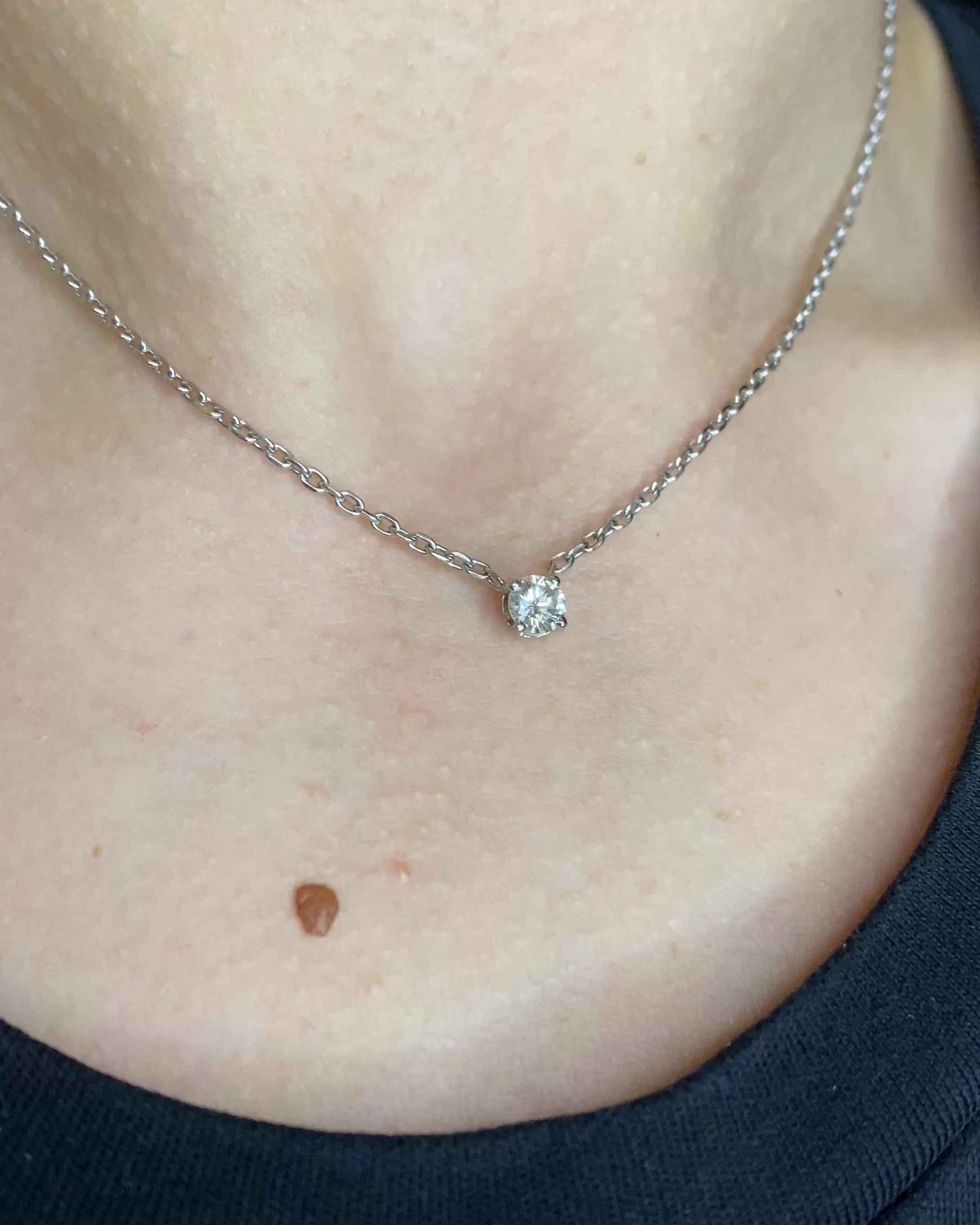Collier Diamant 0.36 carat & or 4.39 g "Maïwenn"