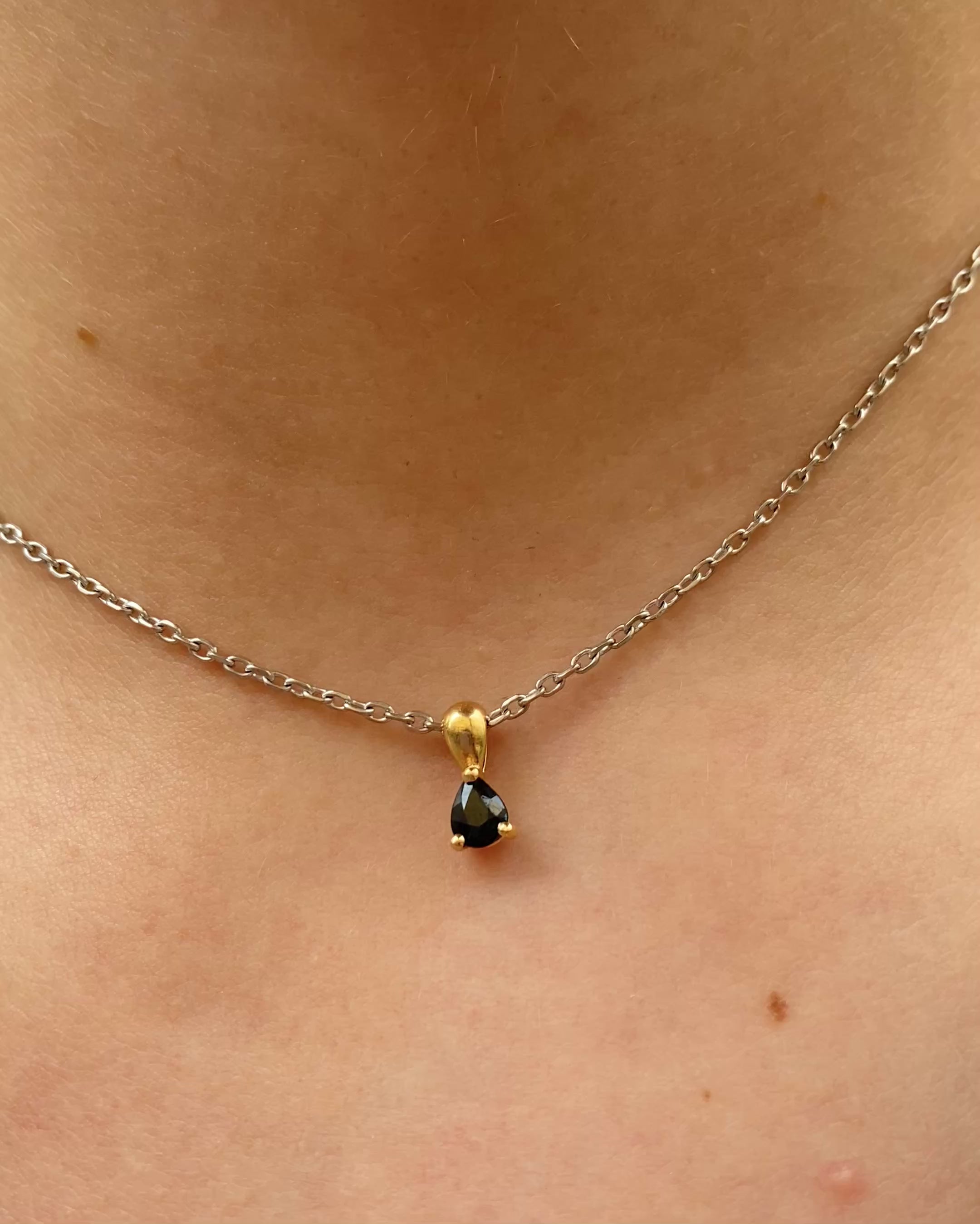 Pendentif Goutte Saphir "Alina"