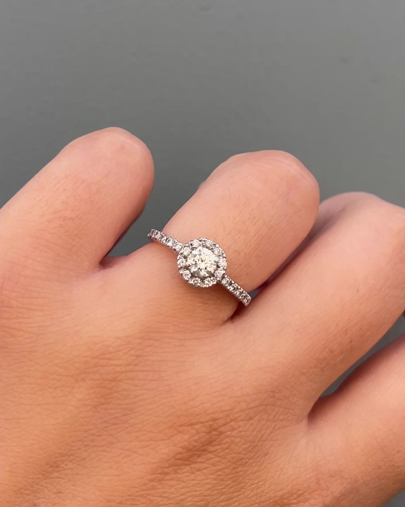 Bague Solitaire Diamants  0.54 carat "Beryl"