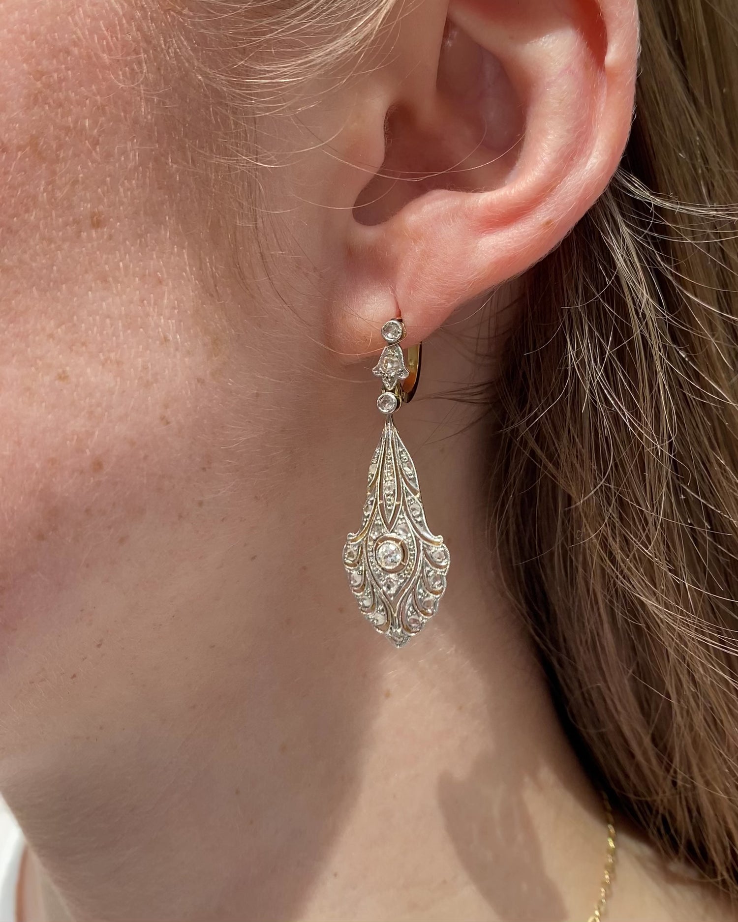 Boucles Pendantes 42 Diamants "Soléan"