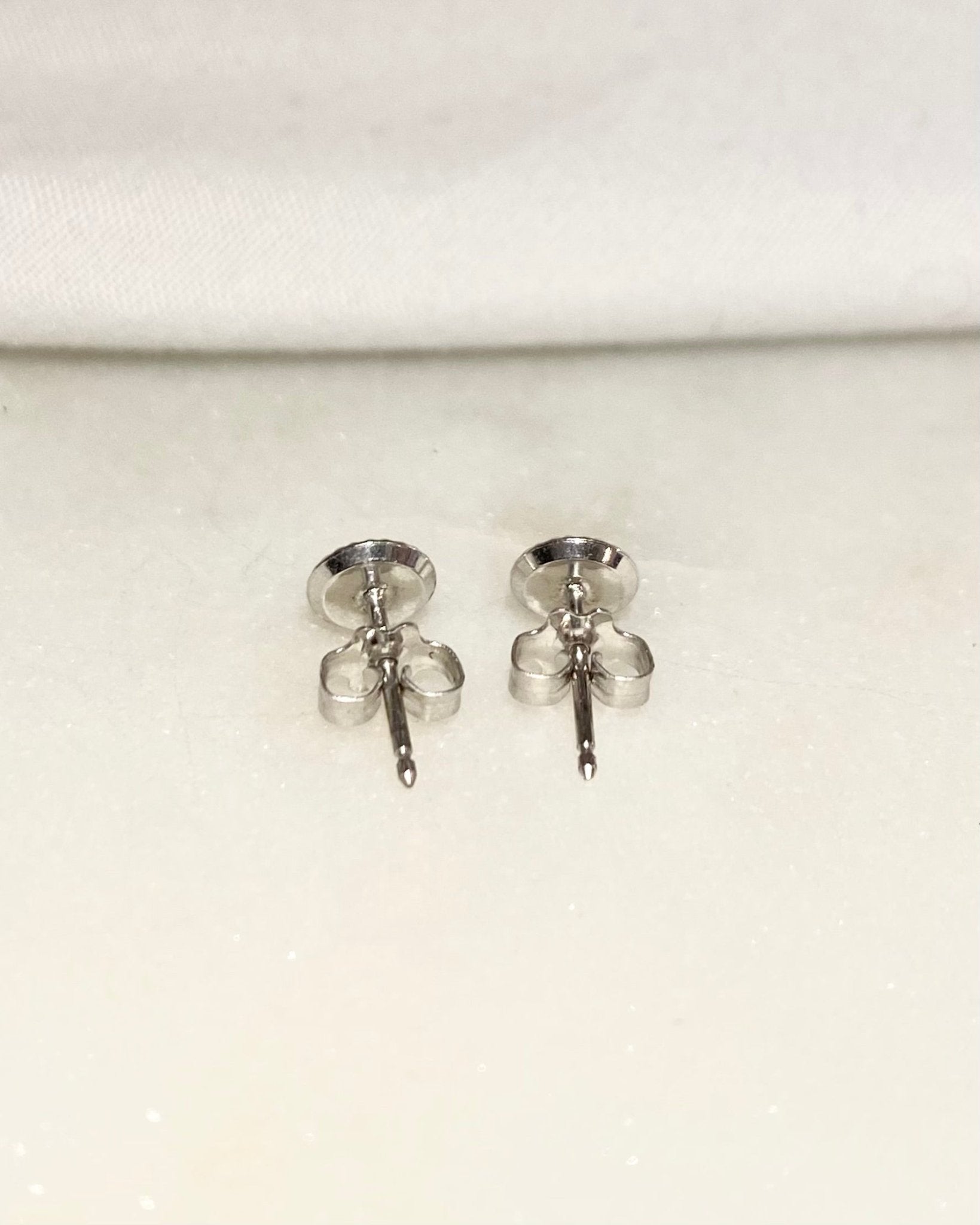 Puces Vintage 48 Diamants "Solina" - Elliade Paris