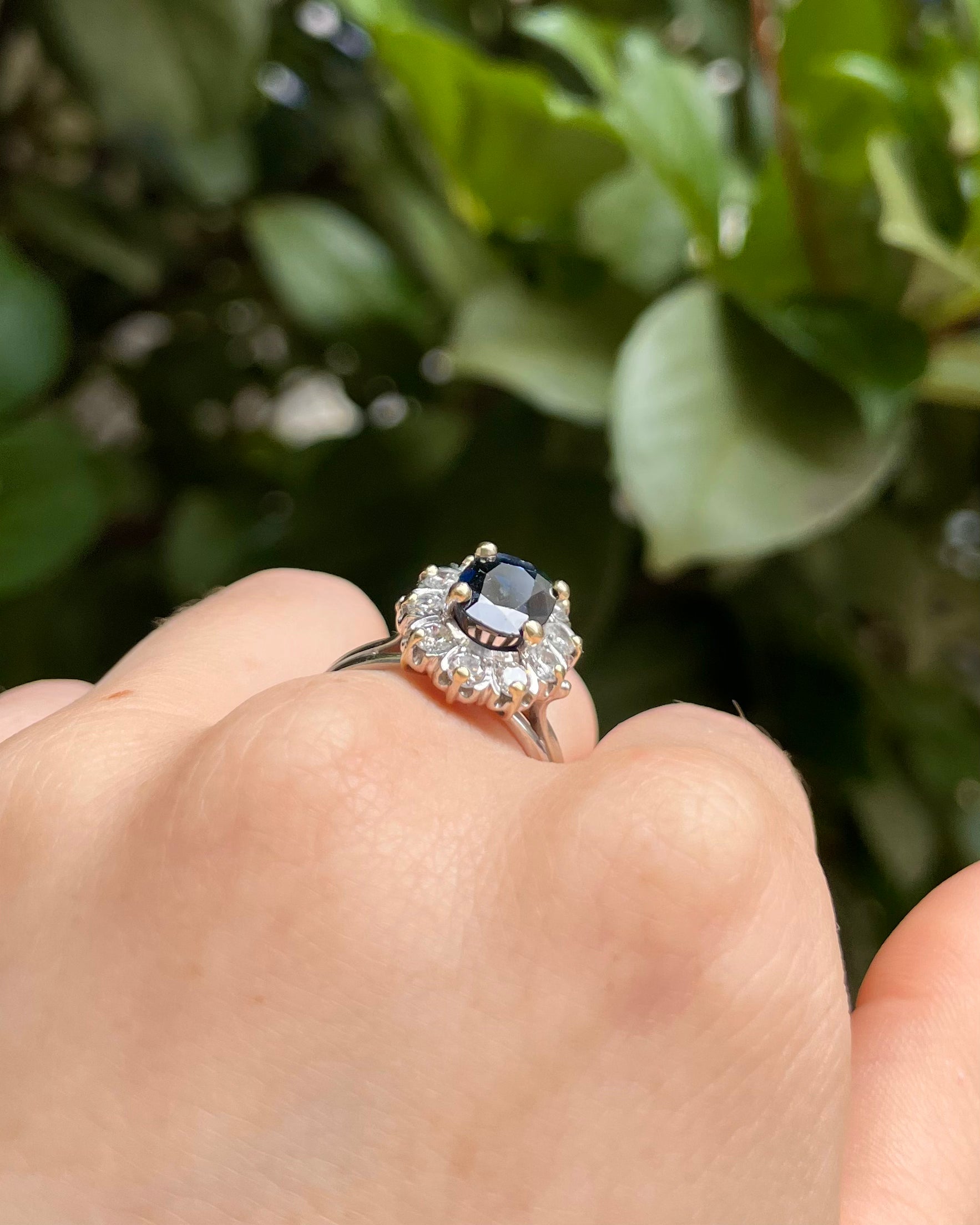 Bague Marguerite Saphir 1.90 carat & Diamants 1.90 carat "Joélya"