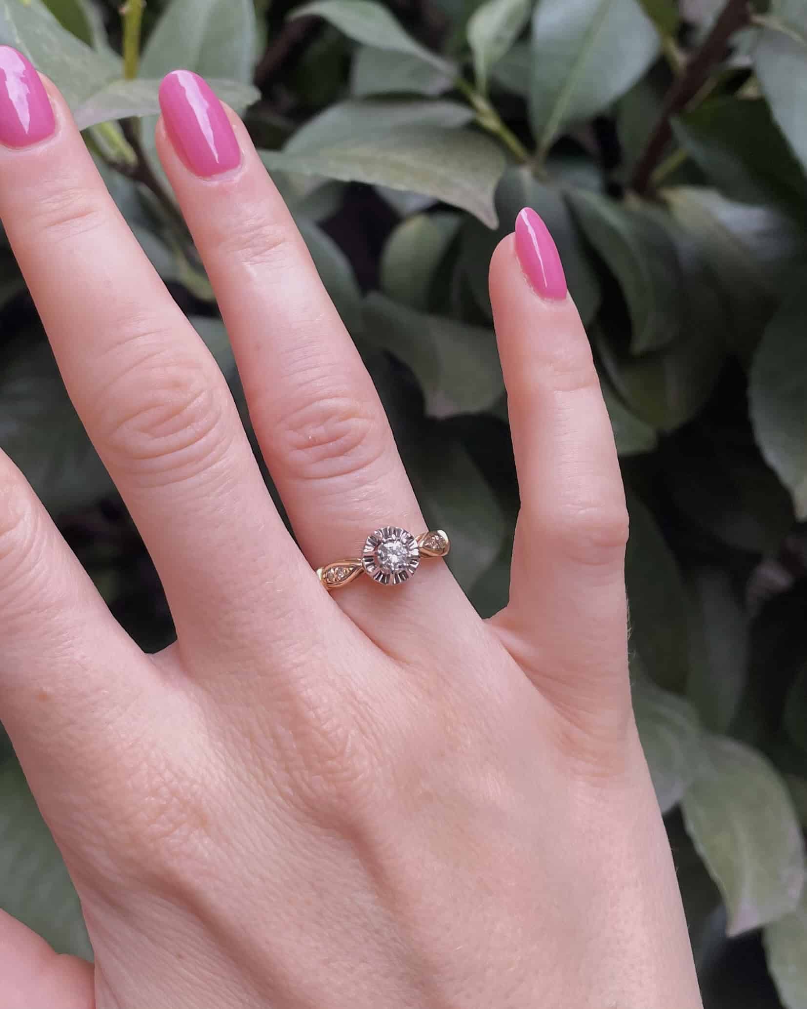 Anillo solitario de diamantes "Aurelie" de 0,21 quilates
