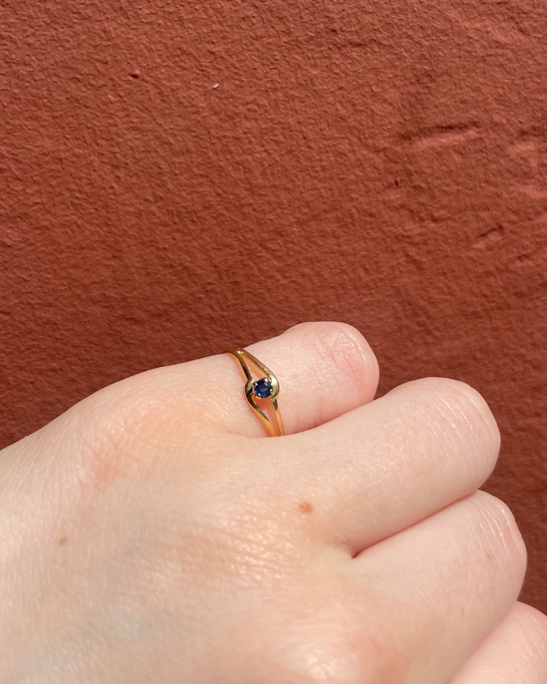 Bague Tourbillon Saphir "Élya" - Elliade Paris