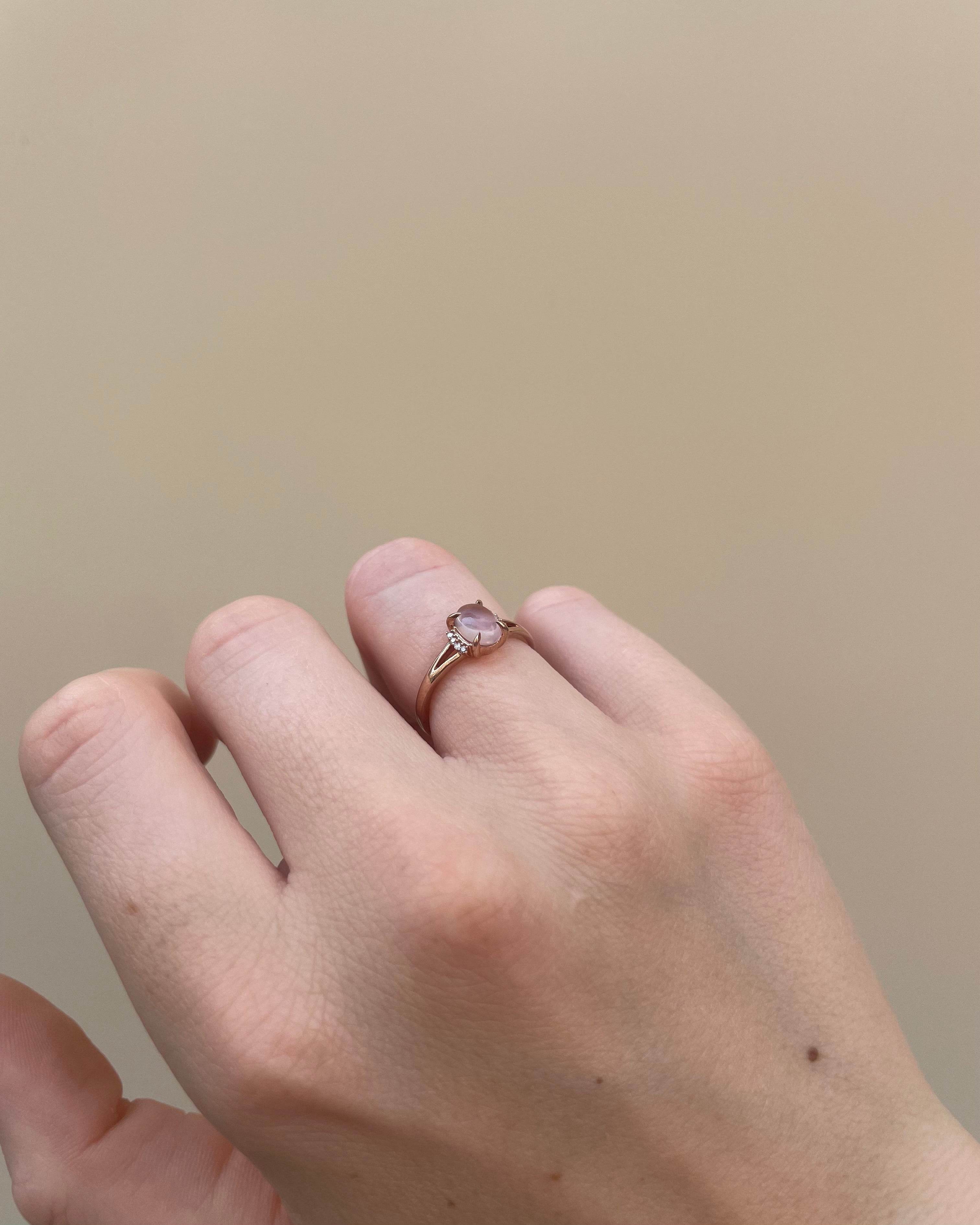 Bague Quartz Rose 0.75 Carat et Diamants "Manoa"