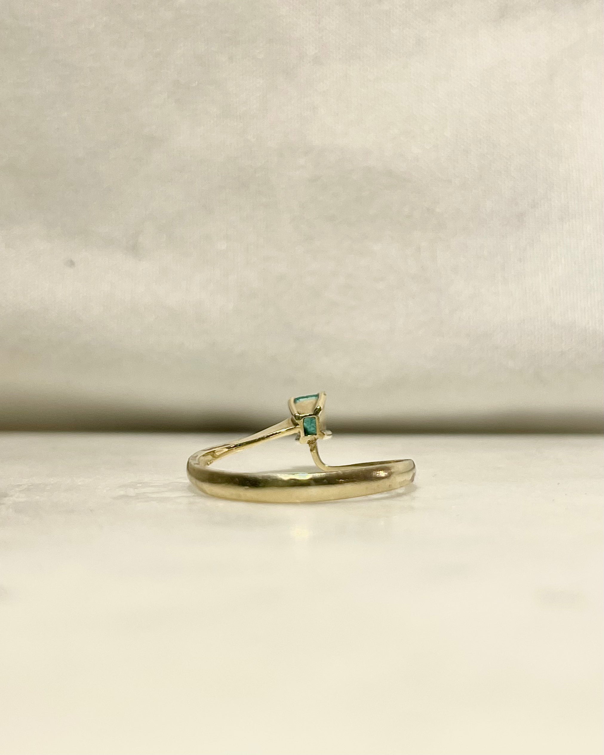 Bague Solitaire Émeraude "Eliska"