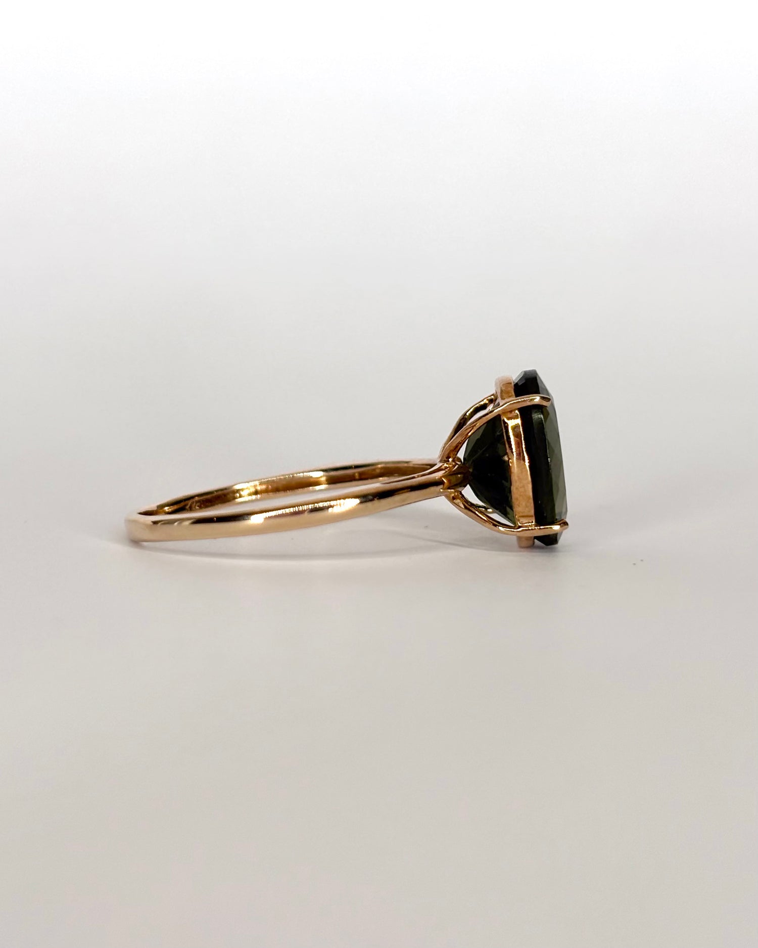 Bague Solitaire Moldavite 2.50 cts "Eugénie"