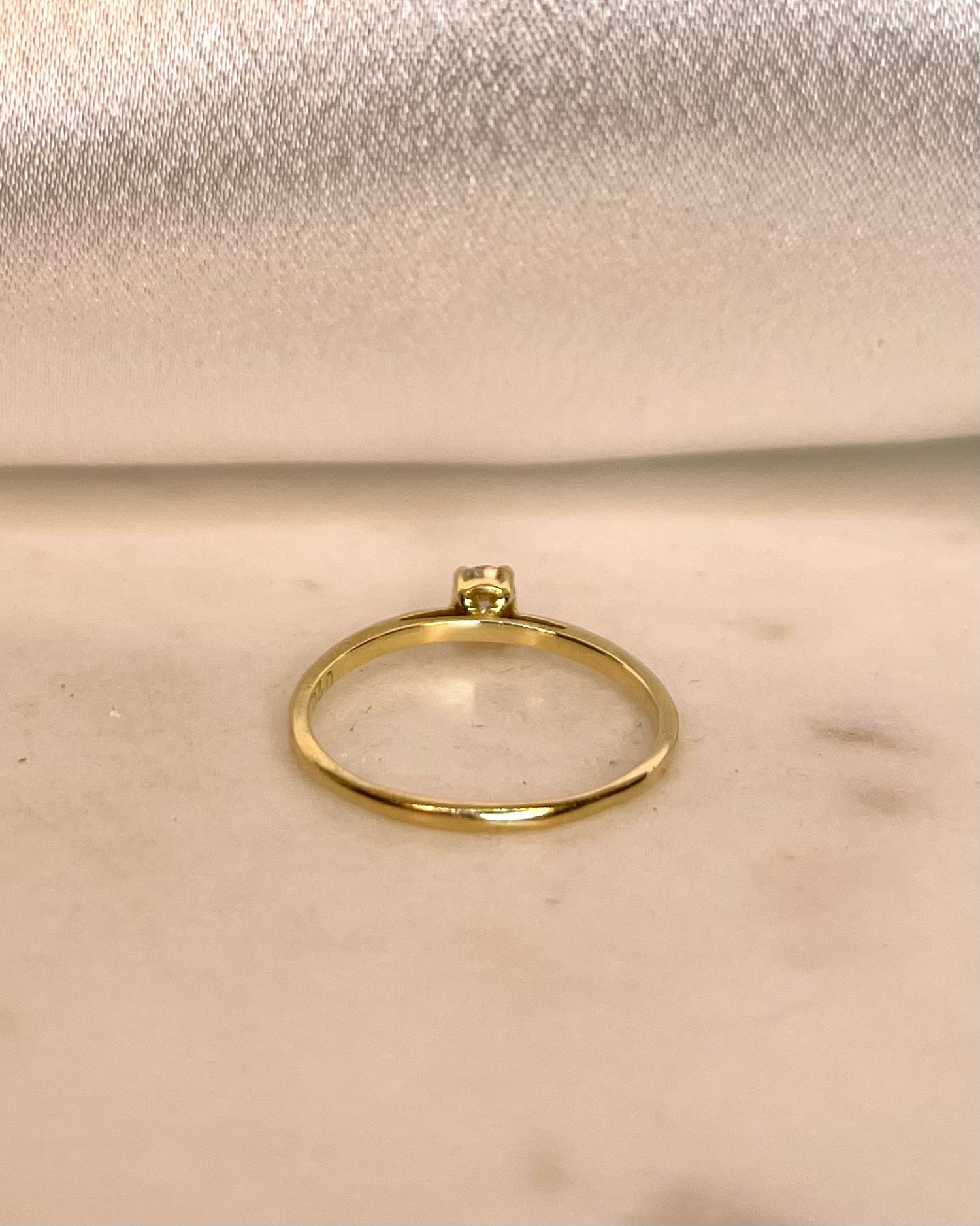 Bague Solitaire Diamant 0.20 carat “Violette”