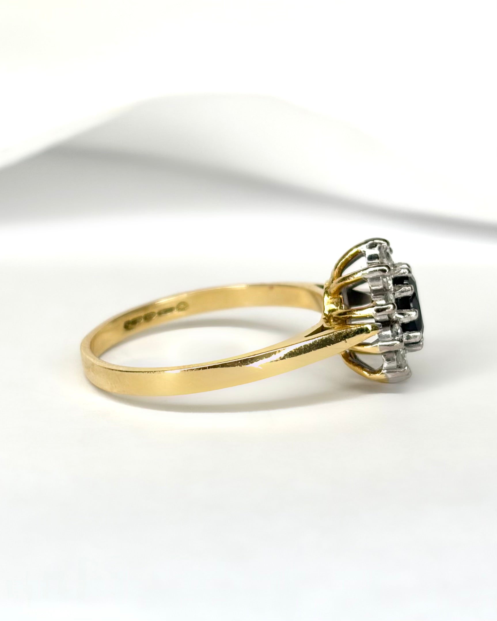 Bague marguerite saphir diamants "Maryline" - Elliade Paris