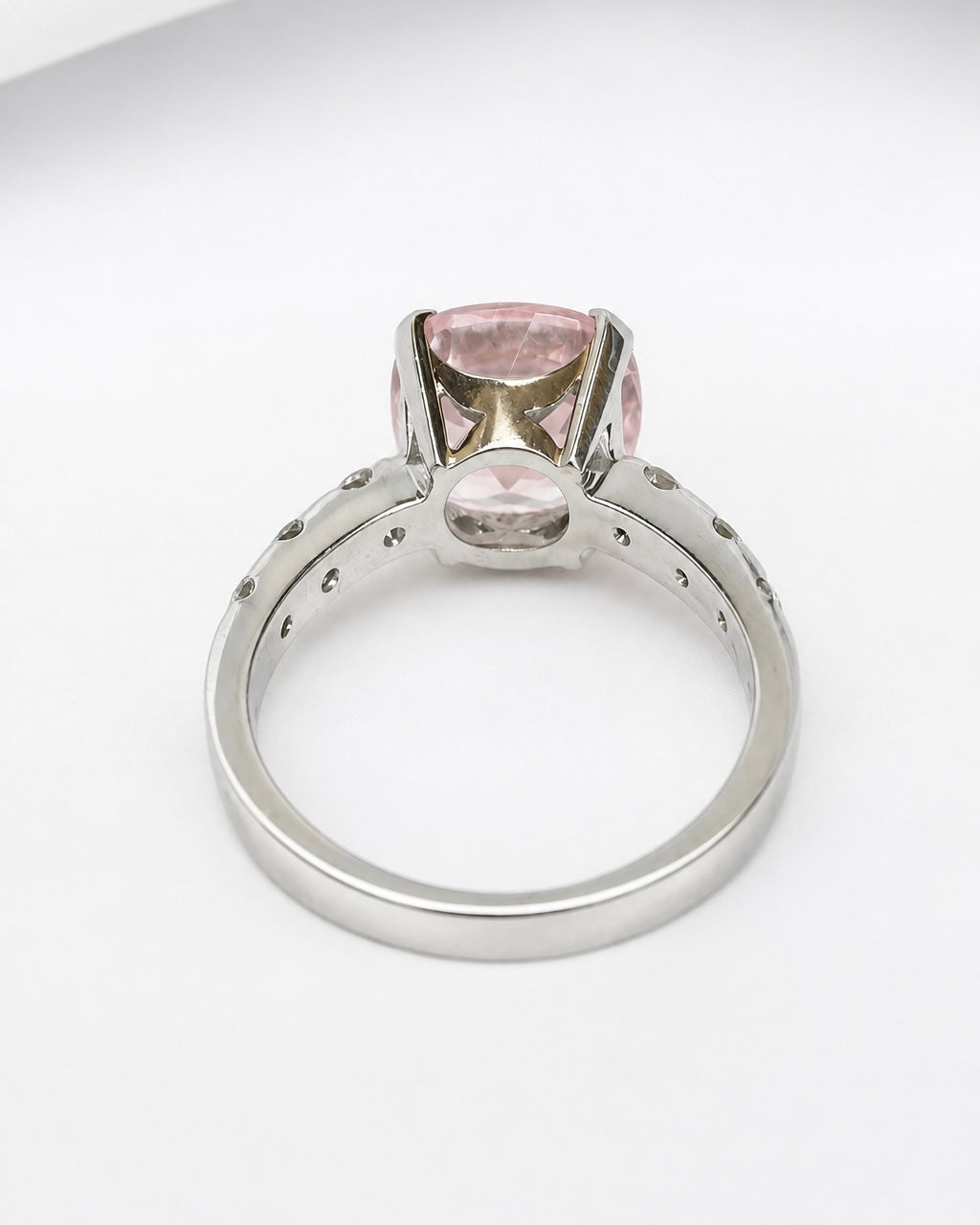 Bague Trilogie Morganite 3.58 carats & Diamants 0.48 carat 5.09g "Aela" - Elliade Paris