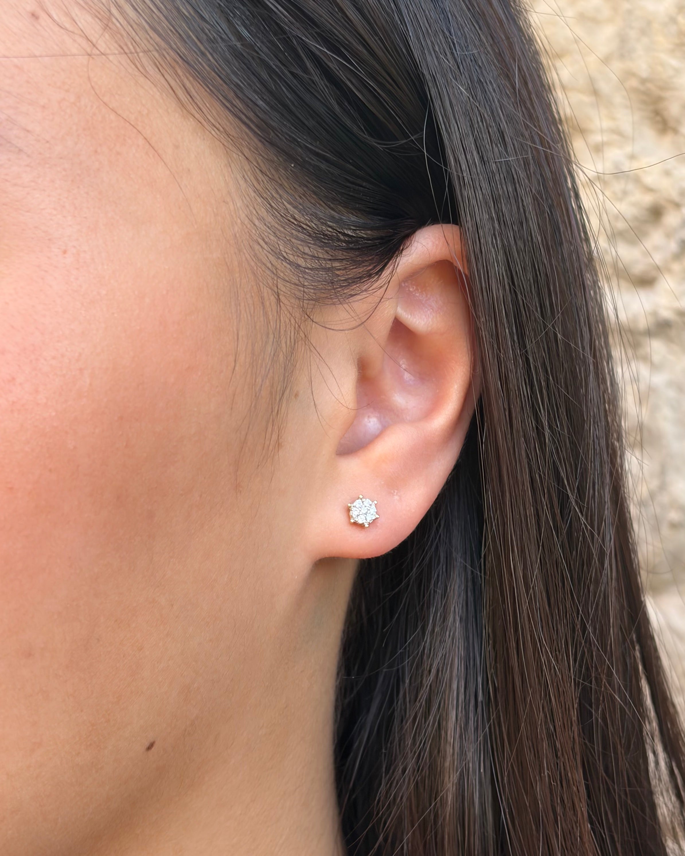 Pendientes de botón Margarita con diamantes "Soline"