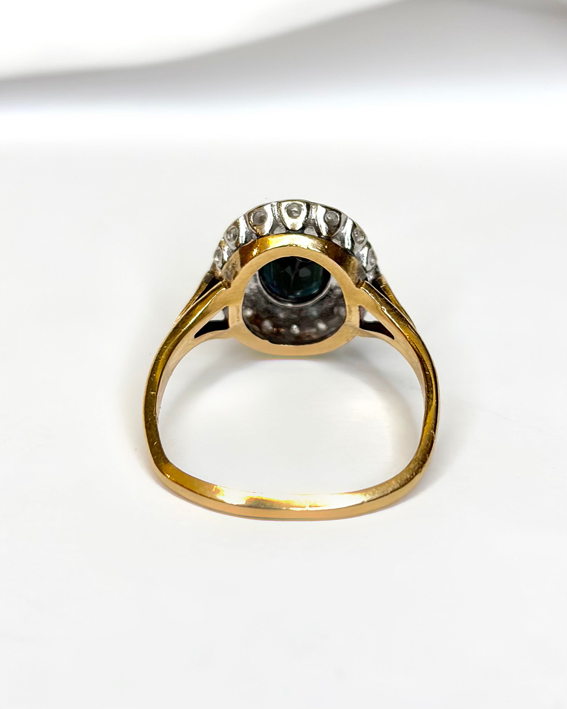 Marguerite Sapphire Ring 1.40 carat & Diamonds 4.53g "Stéphanie"
