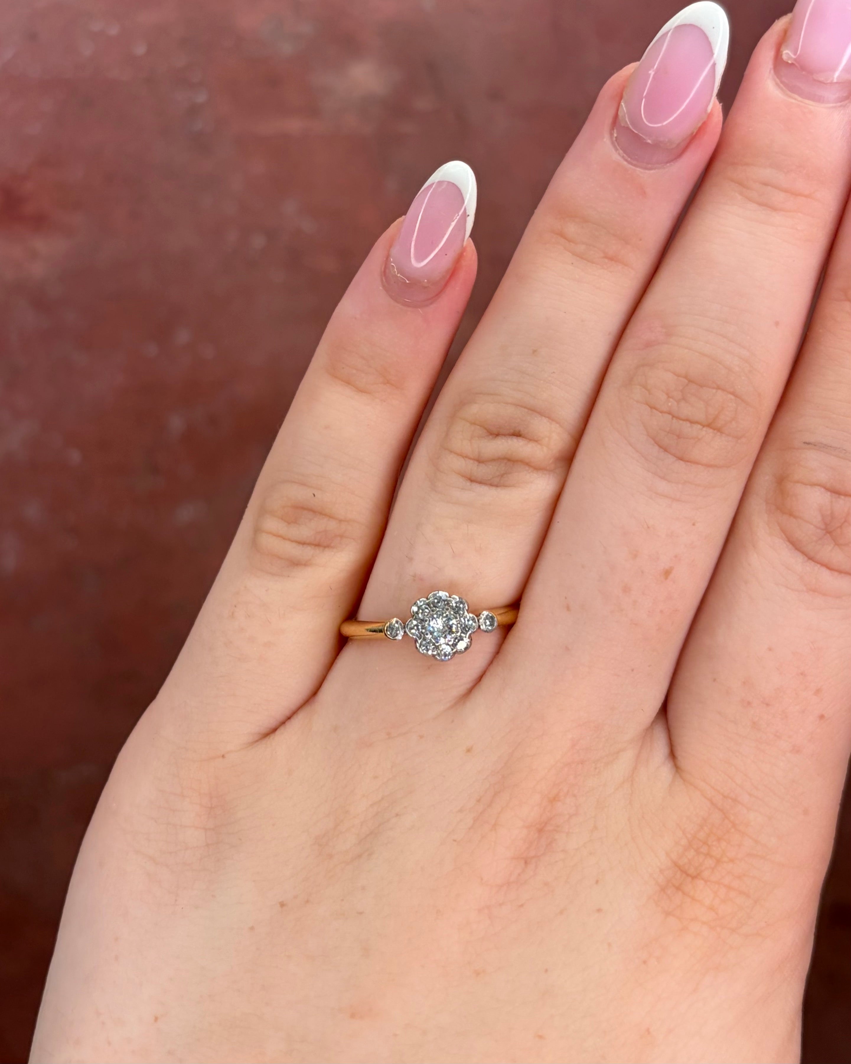 Bague Marguerite Diamants 0.45 carat "Camille" - Elliade Paris
