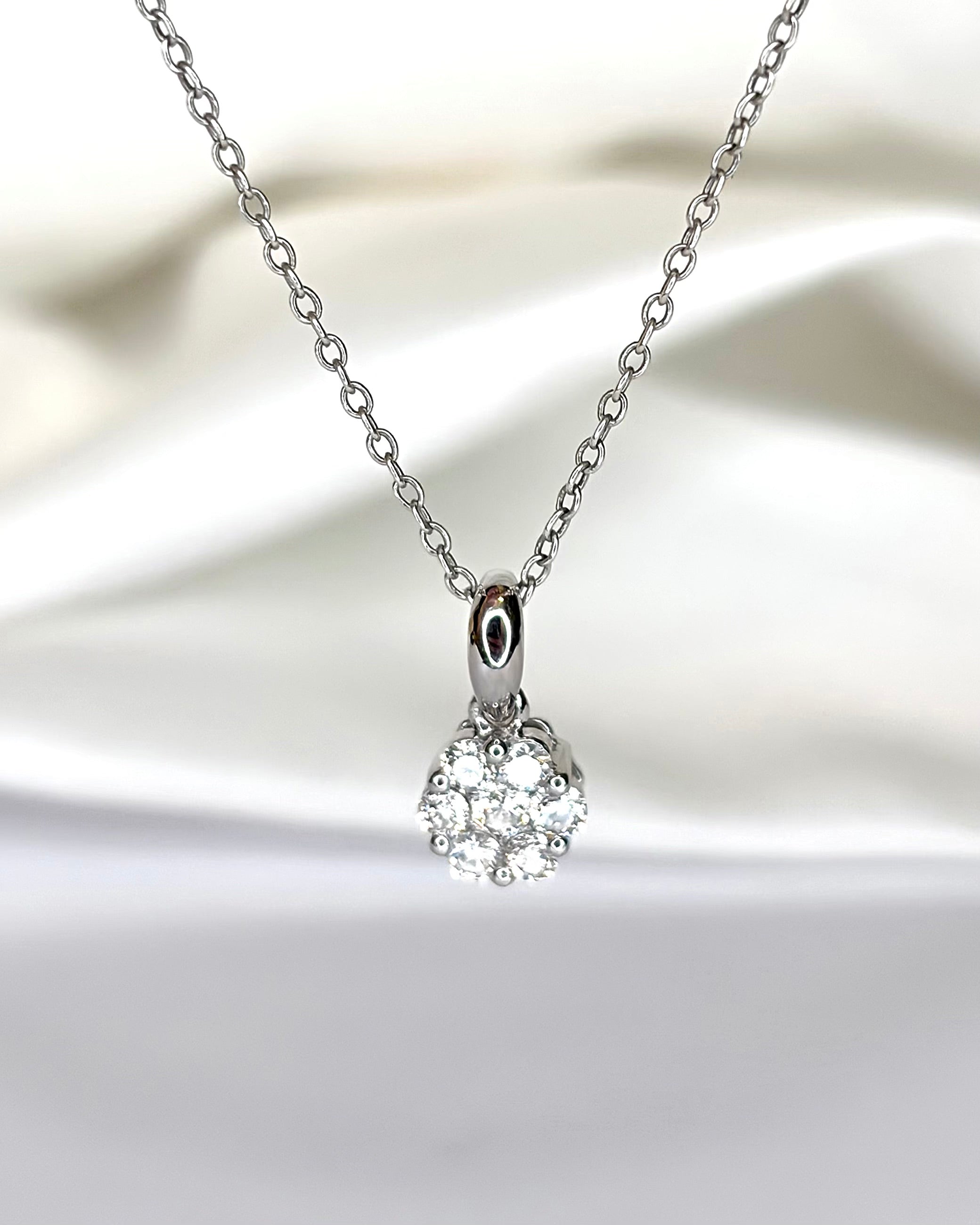 0.37 Carat Diamond Pendant "Maddie"