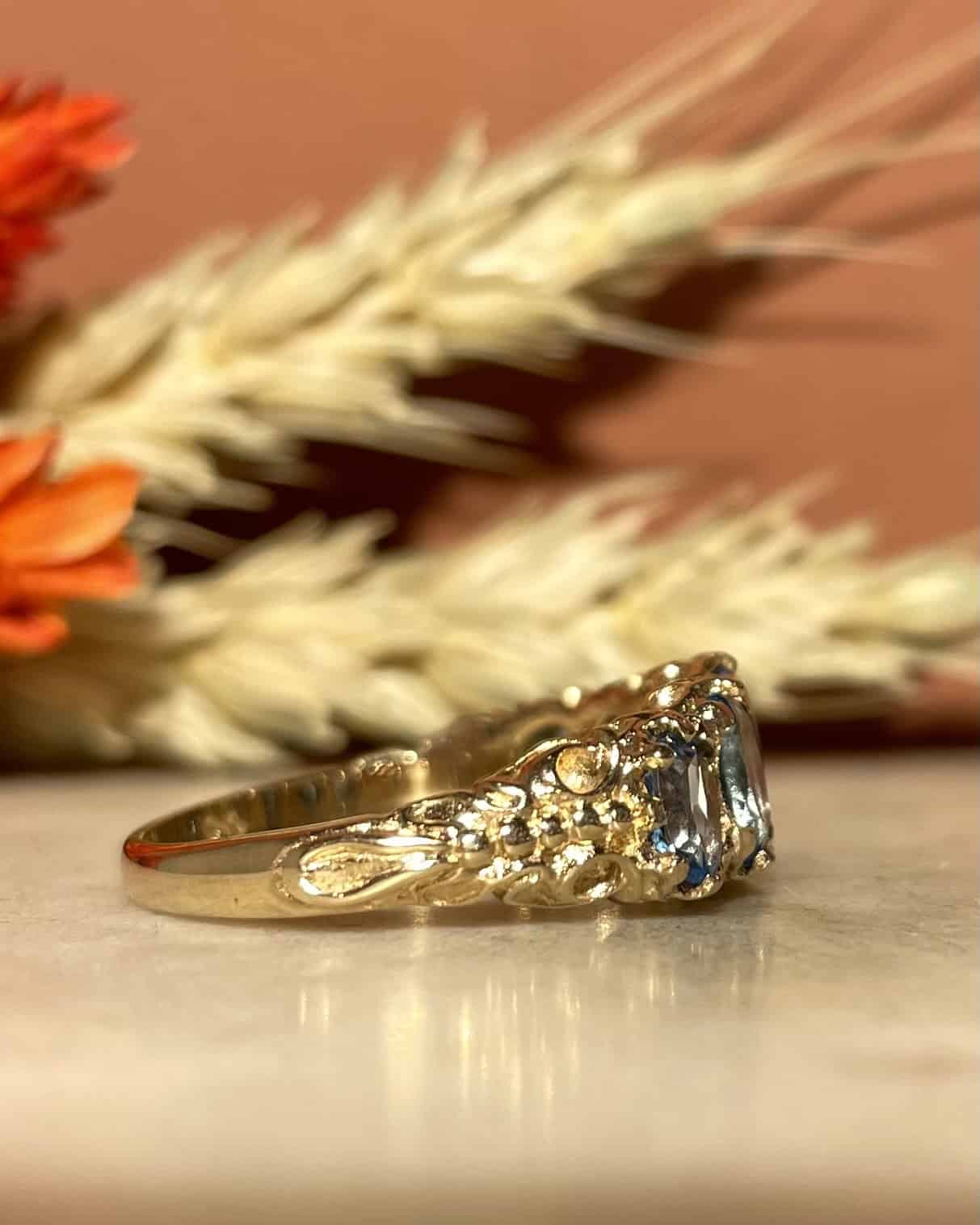 Bague Rivière Topazes 3.50 carats "Alex"