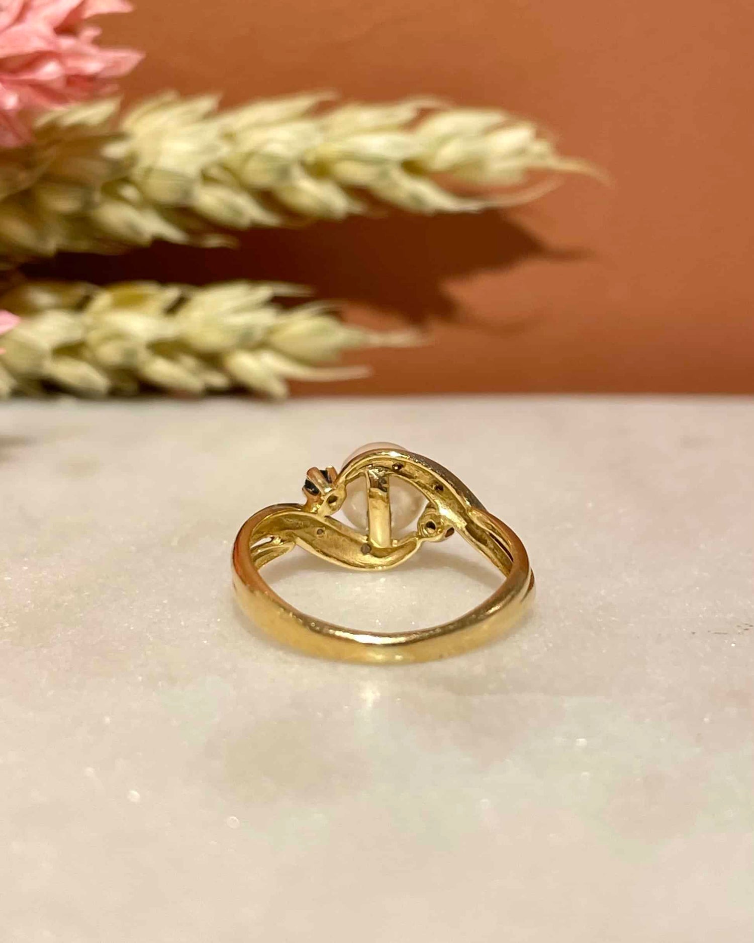 Bague Trilogie Tourbillon Perle, Saphirs & Diamants "Camille"