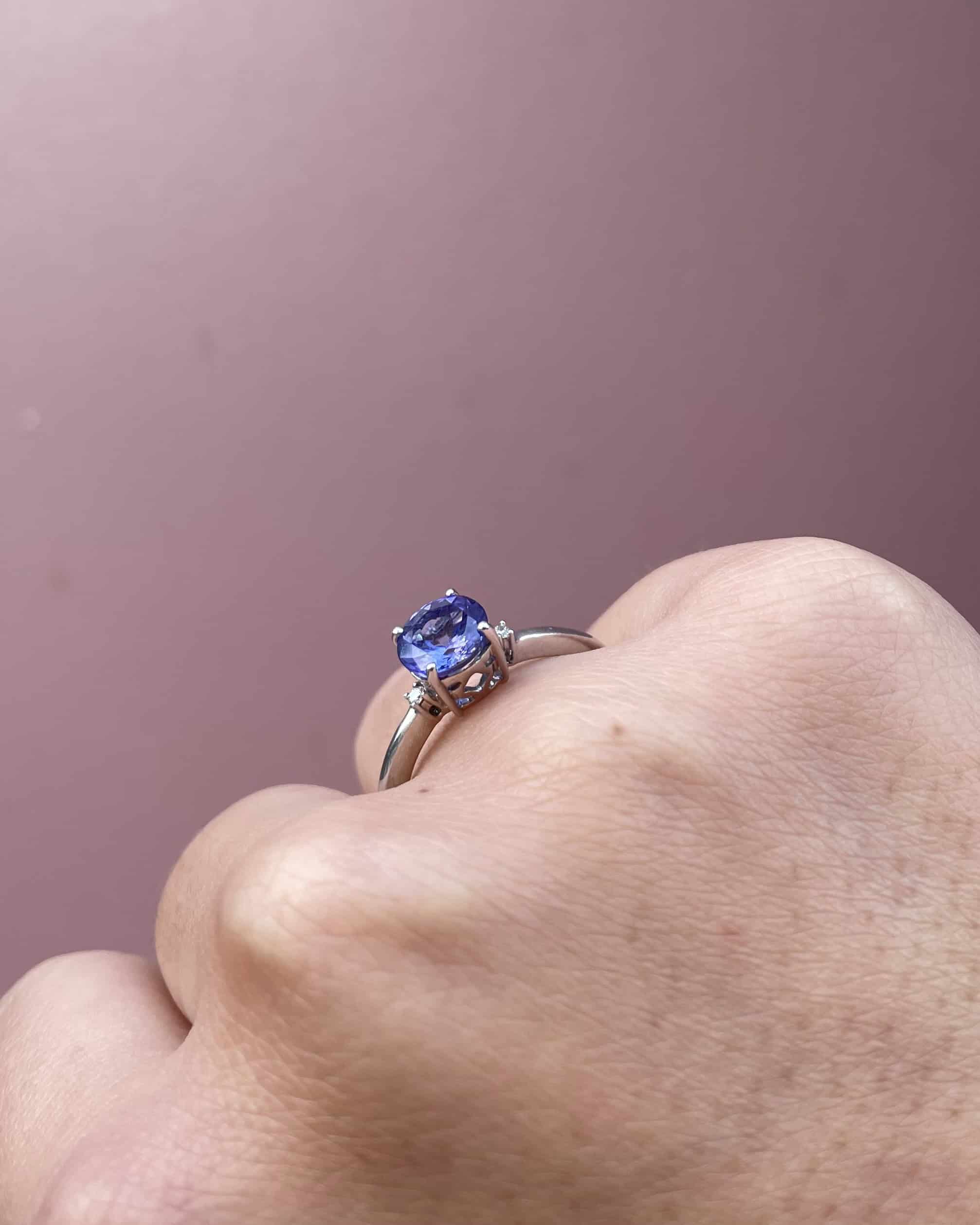 Bague Trilogie Tanzanite 1.10 carat & Diamants "Aela" - Elliade Paris