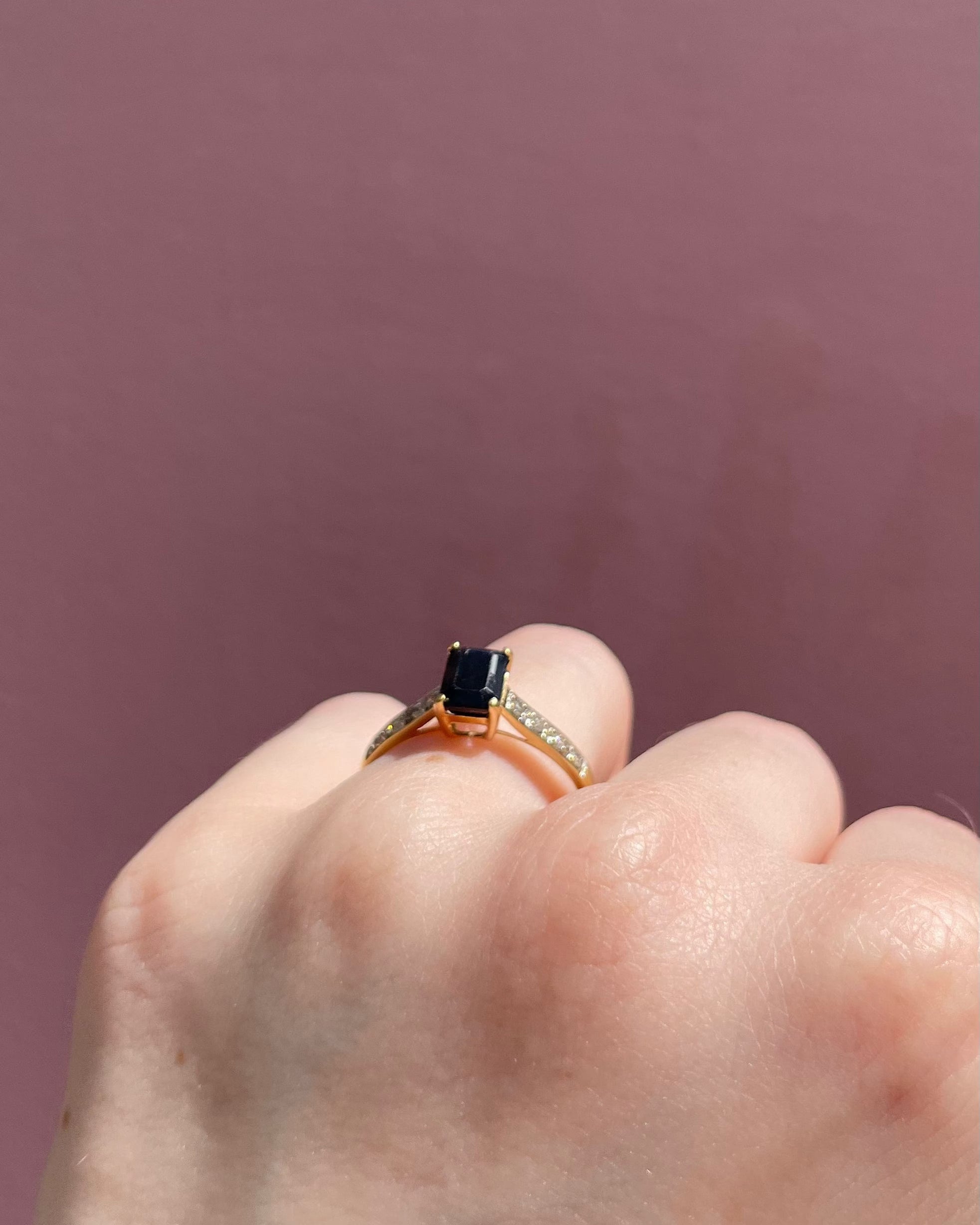 Bague Solitaire Saphir 1.30 carat & 8 Diamants "Loli"