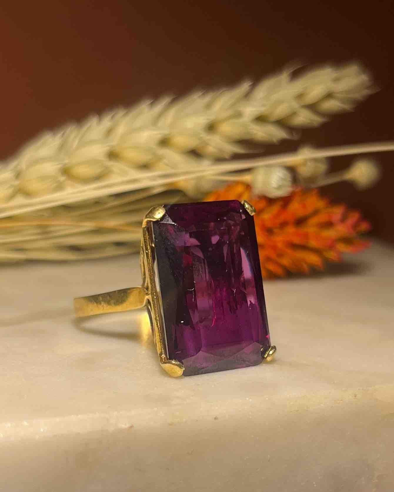 Bague cocktail Grenat 20 carats "Colombe"