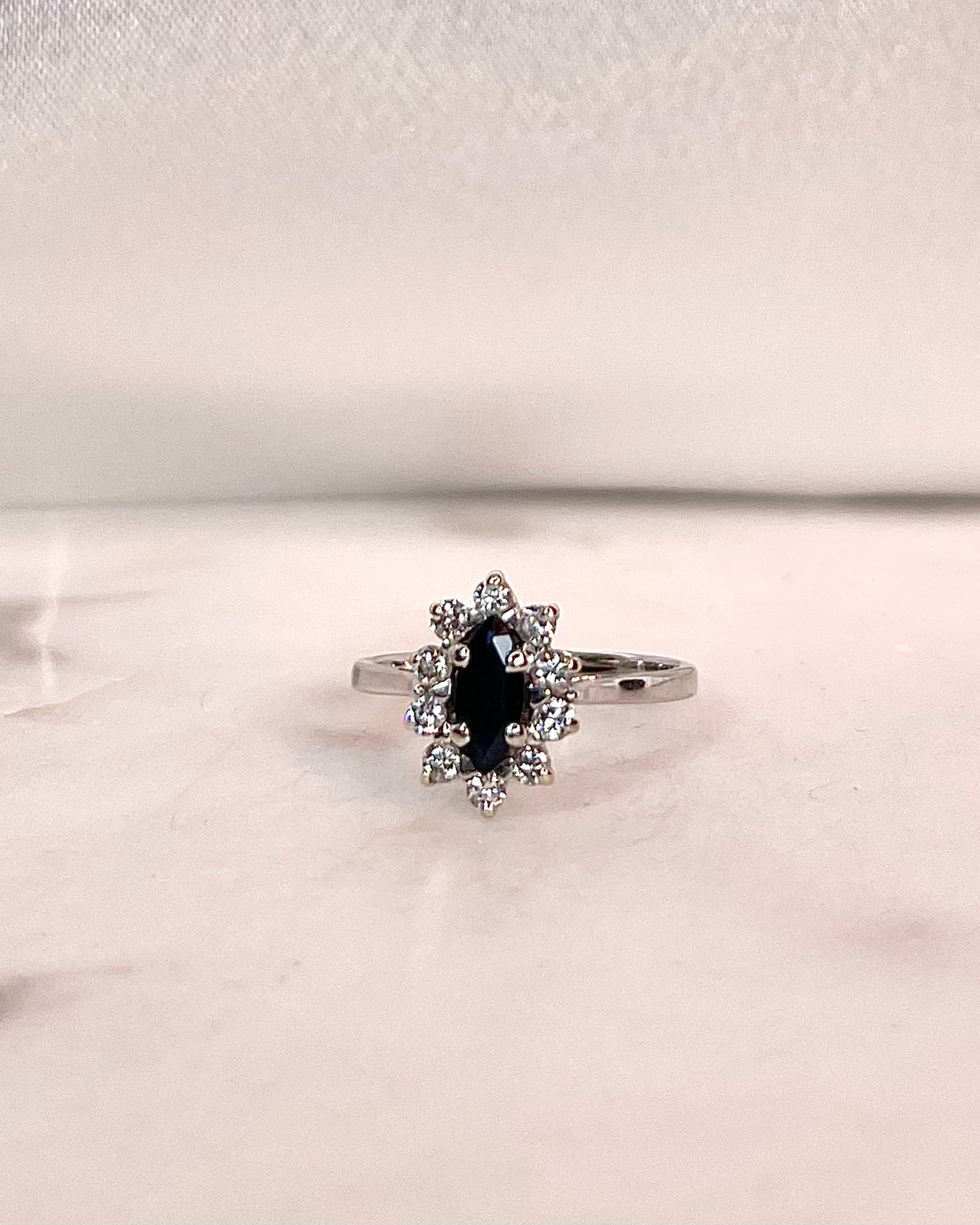&quot;Garance&quot; Sapphire &amp;amp; Diamond Daisy Ring