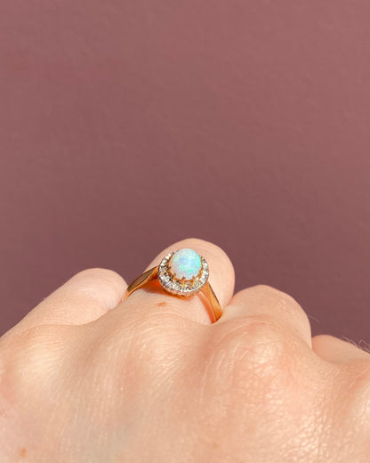 Bague Marguerite Opale 0.65 carat &amp; Diamants &quot;Ysoria&quot;