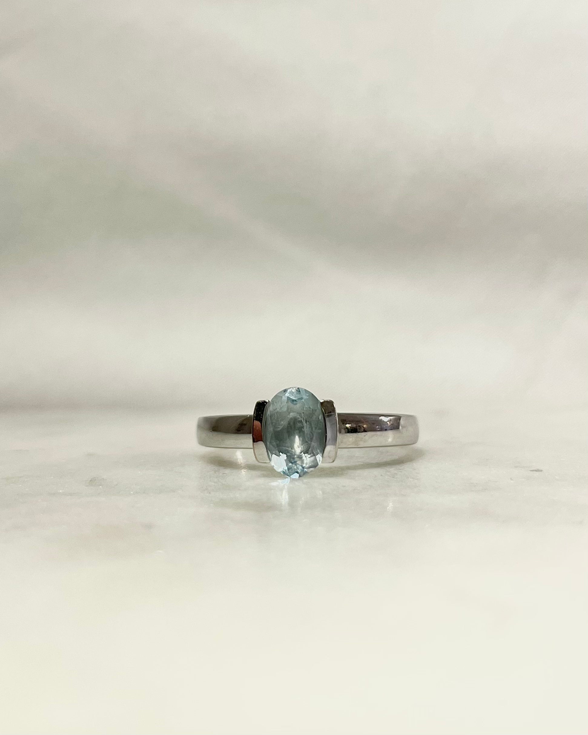 Anillo Vintage Topacio 0.80 quilates "Mylae"