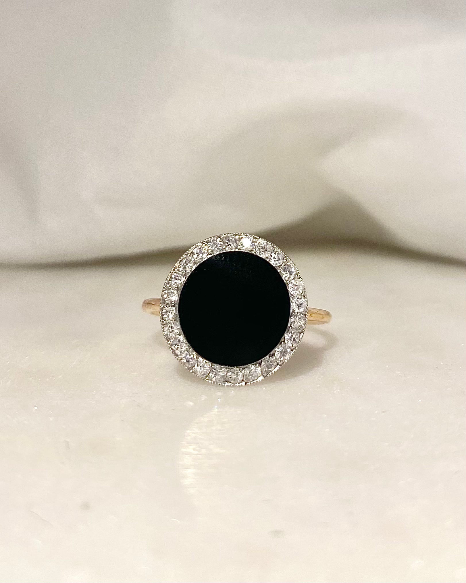 Bague Vintage Onyx &amp; 24 Diamants "Eleana"