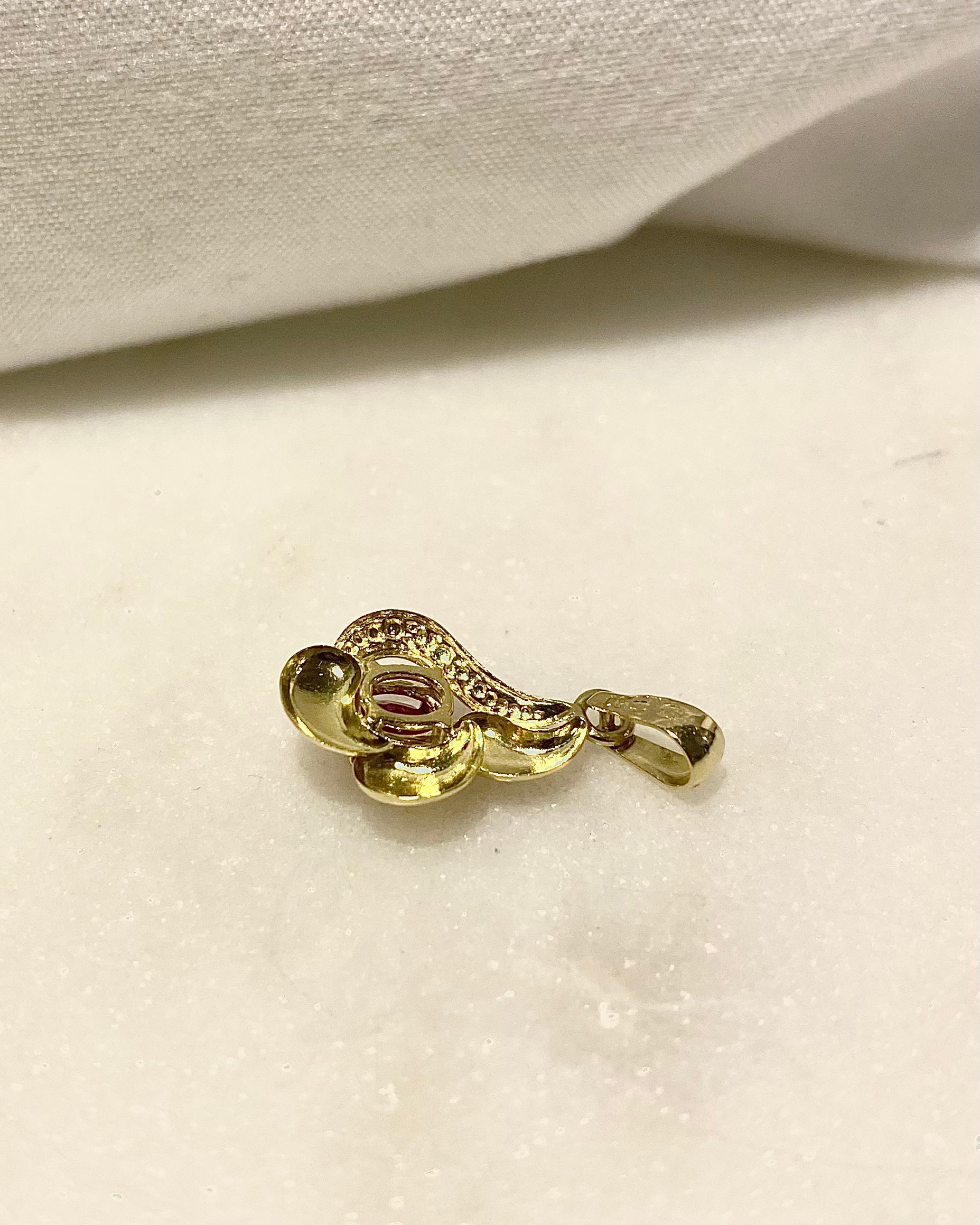 Pendentif Vintage Rubis 0.40 carat "Philomène"