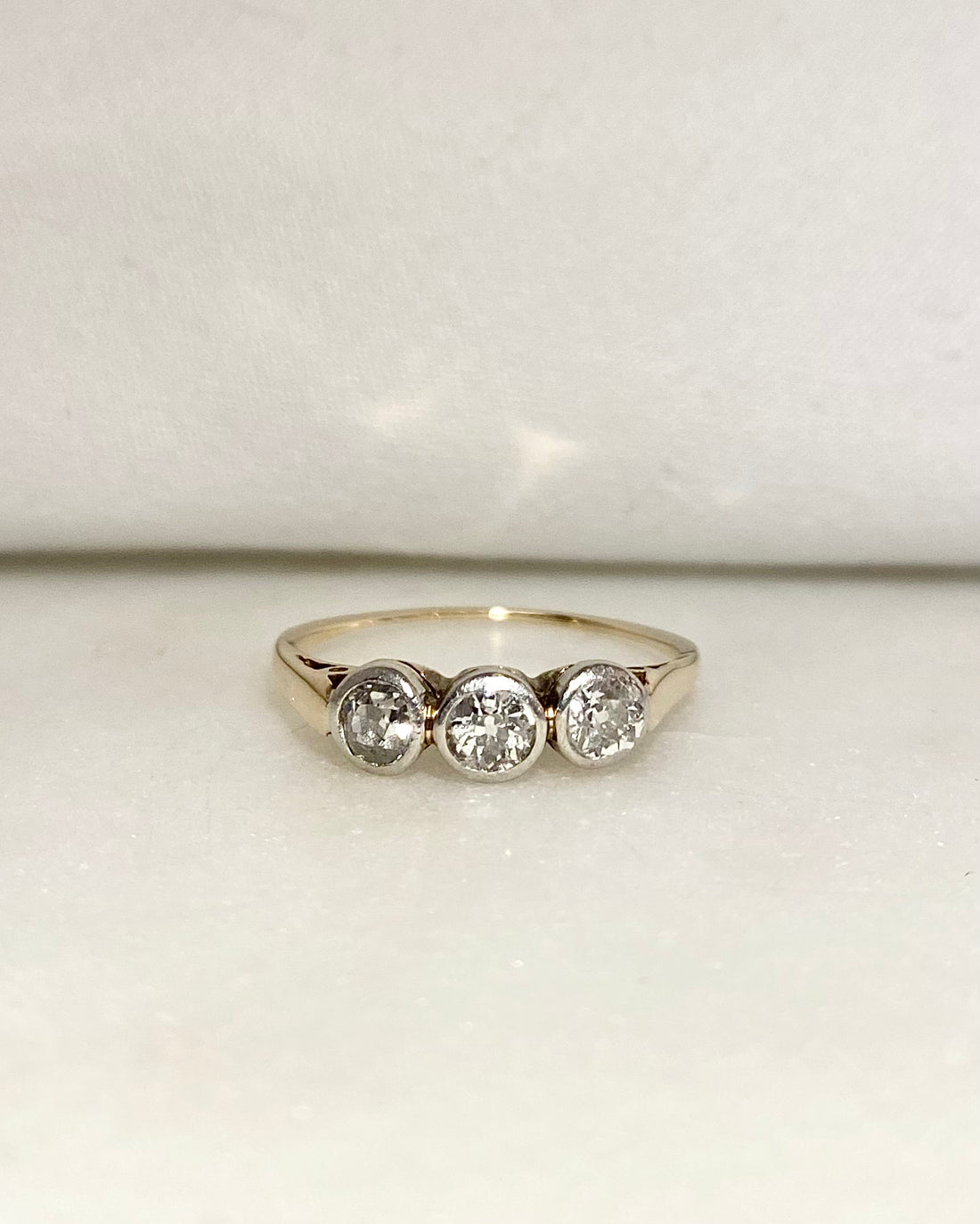 Bague Trilogie style Art Déco Diamants 0.50 carat &quot;Lou&quot;