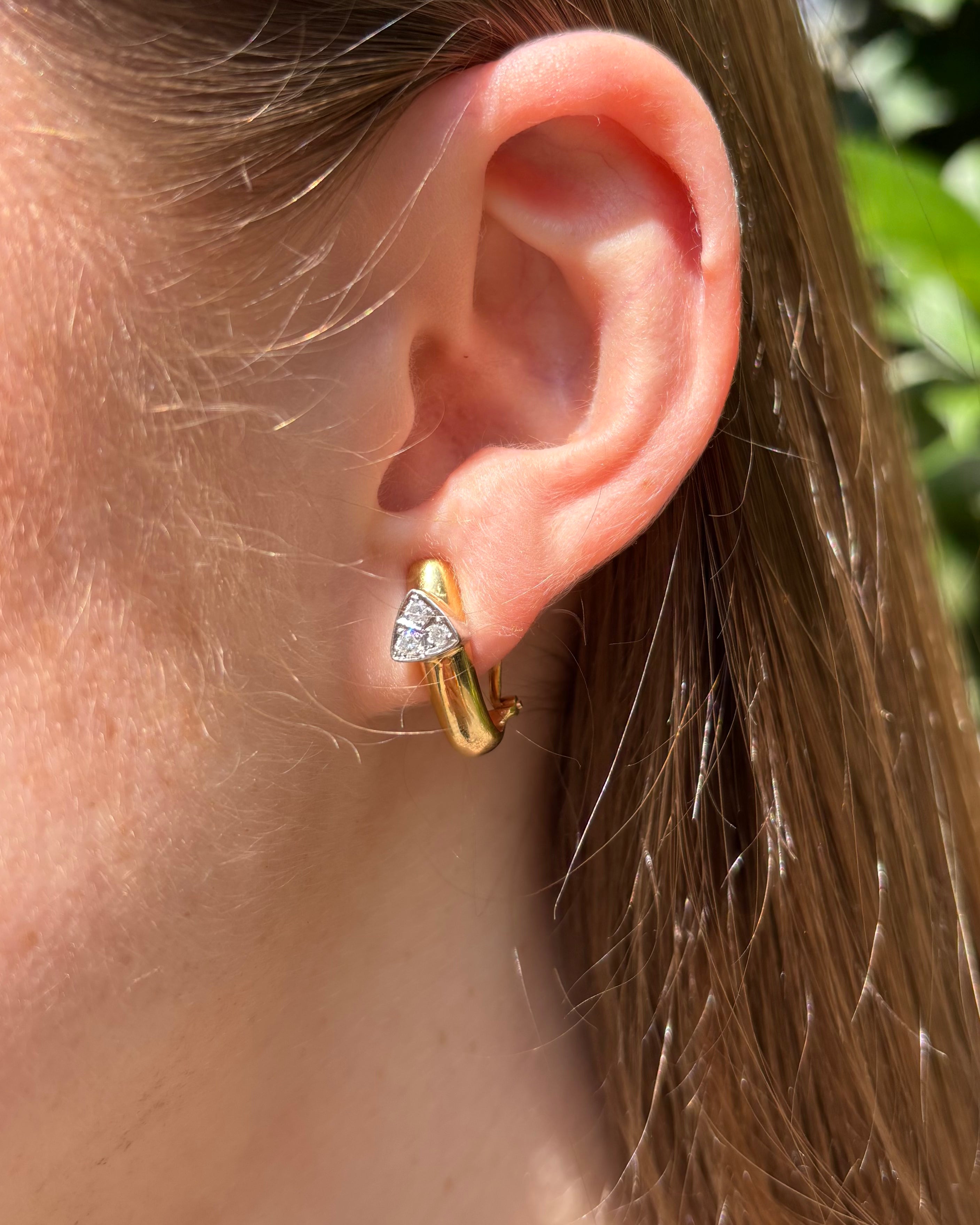 Pendientes "Terese" de oro de 6,68 g y 6 diamantes