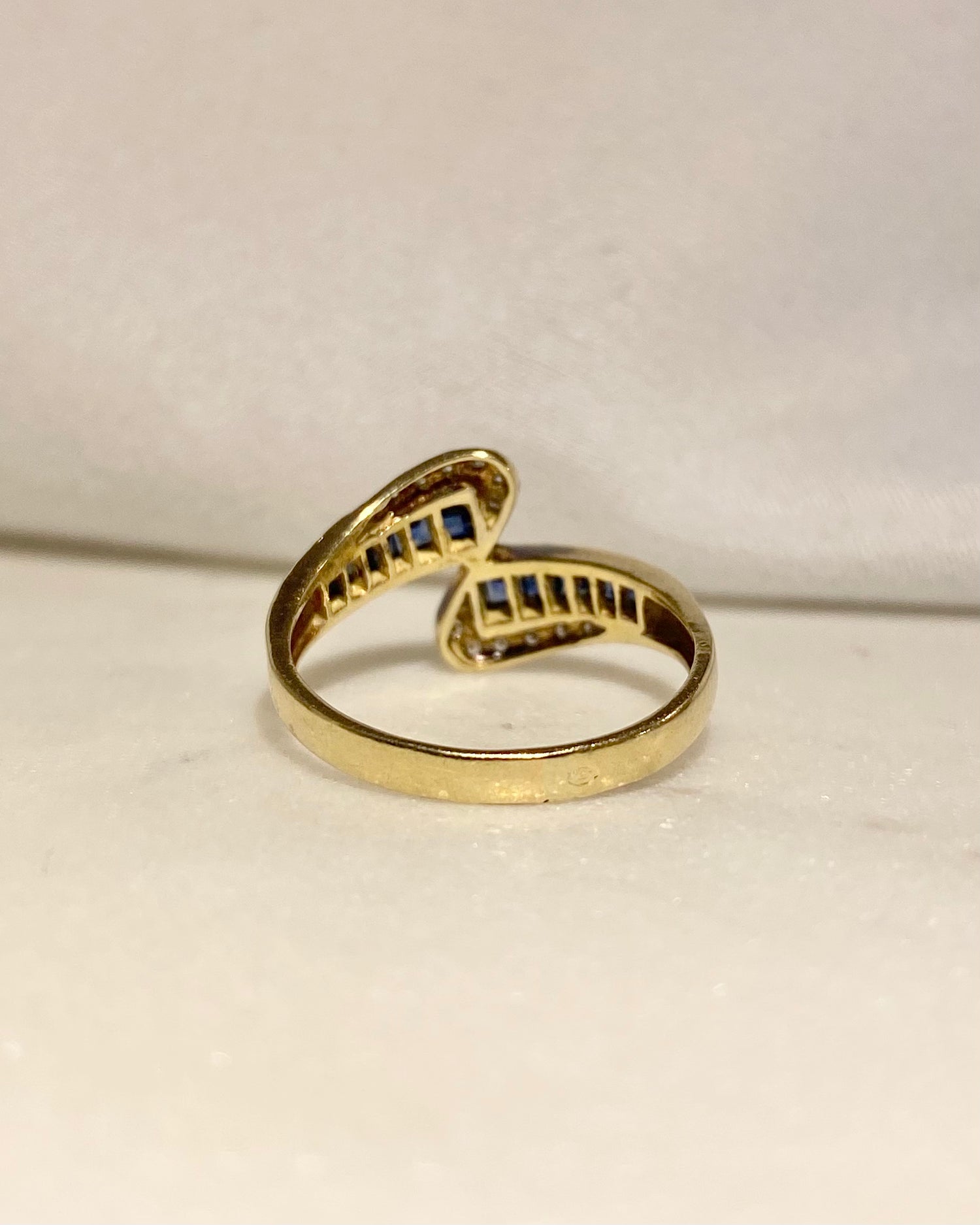 Bague Vintage Saphir et Diamants “Dyana”