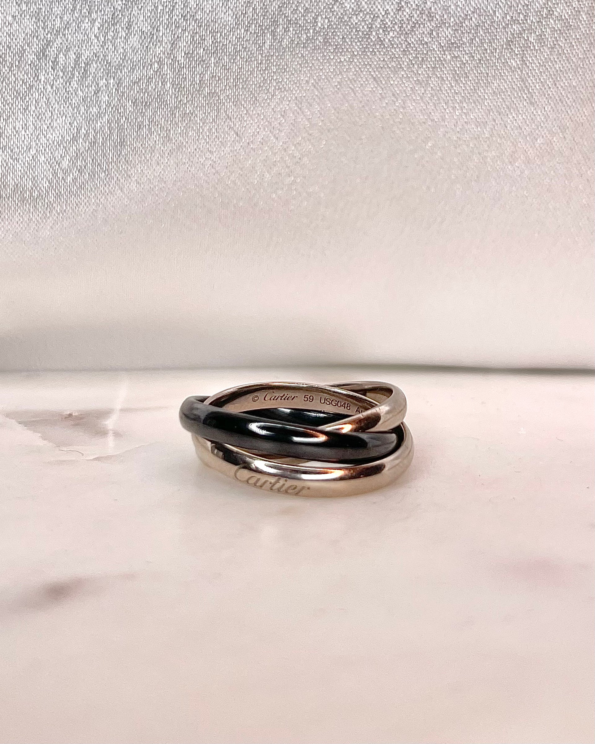 Bague Cartier Trinity Or Gris 18 carats Céramique – Elliade Paris