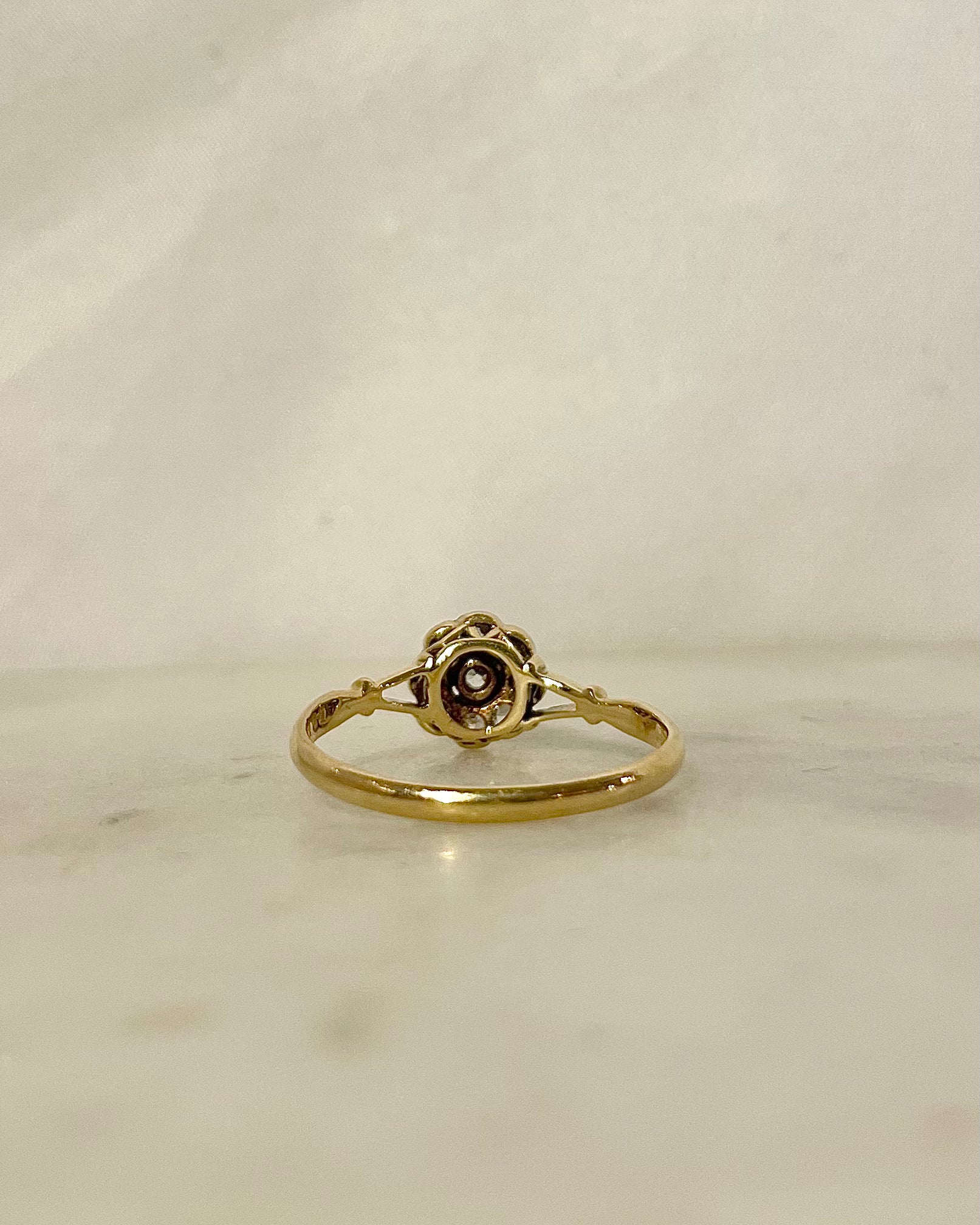 Art Deco Daisy Diamond Ring "Mielle"