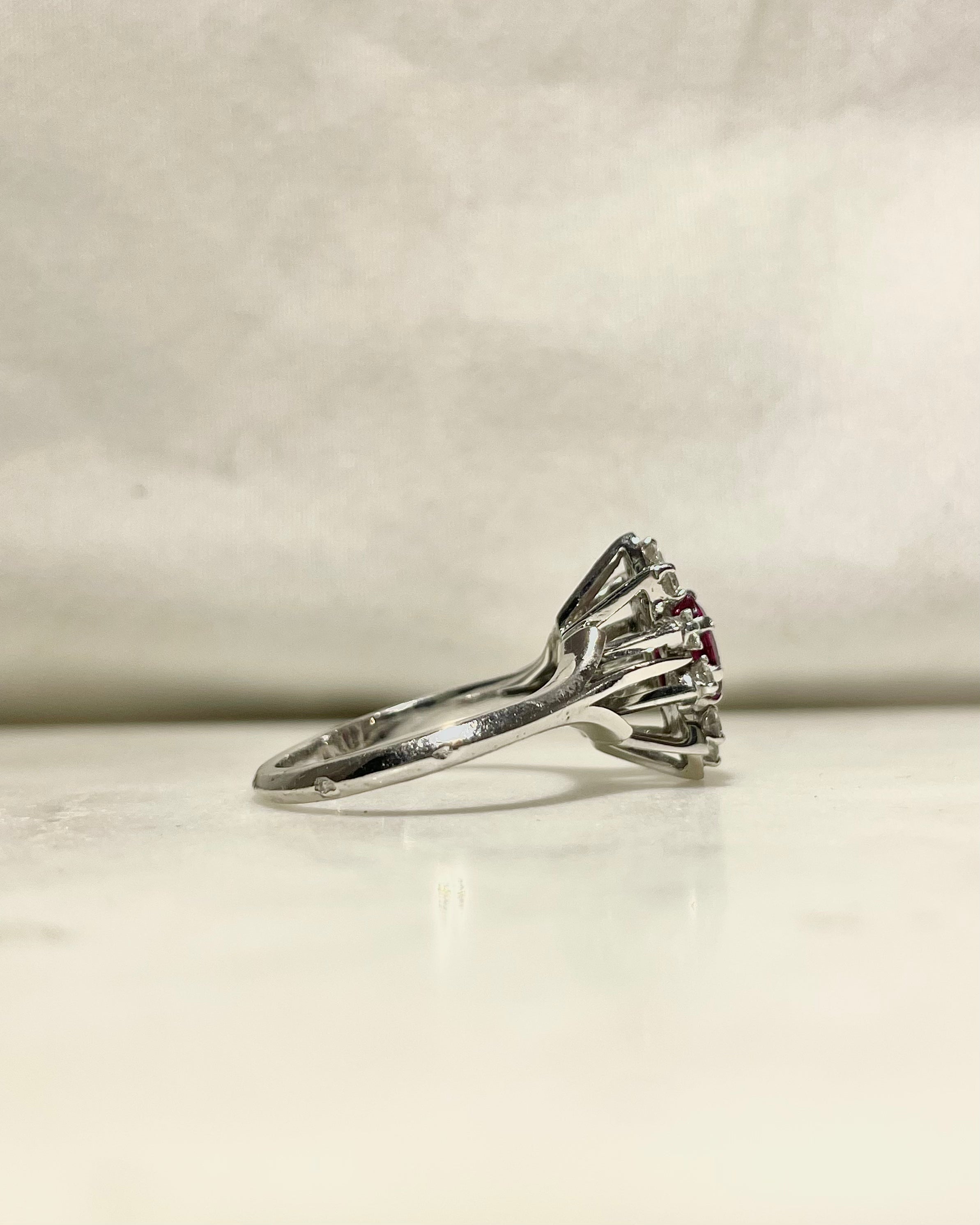 Bague Marguerite Rubis 0.70 carat &amp; Diamants "Yelma"