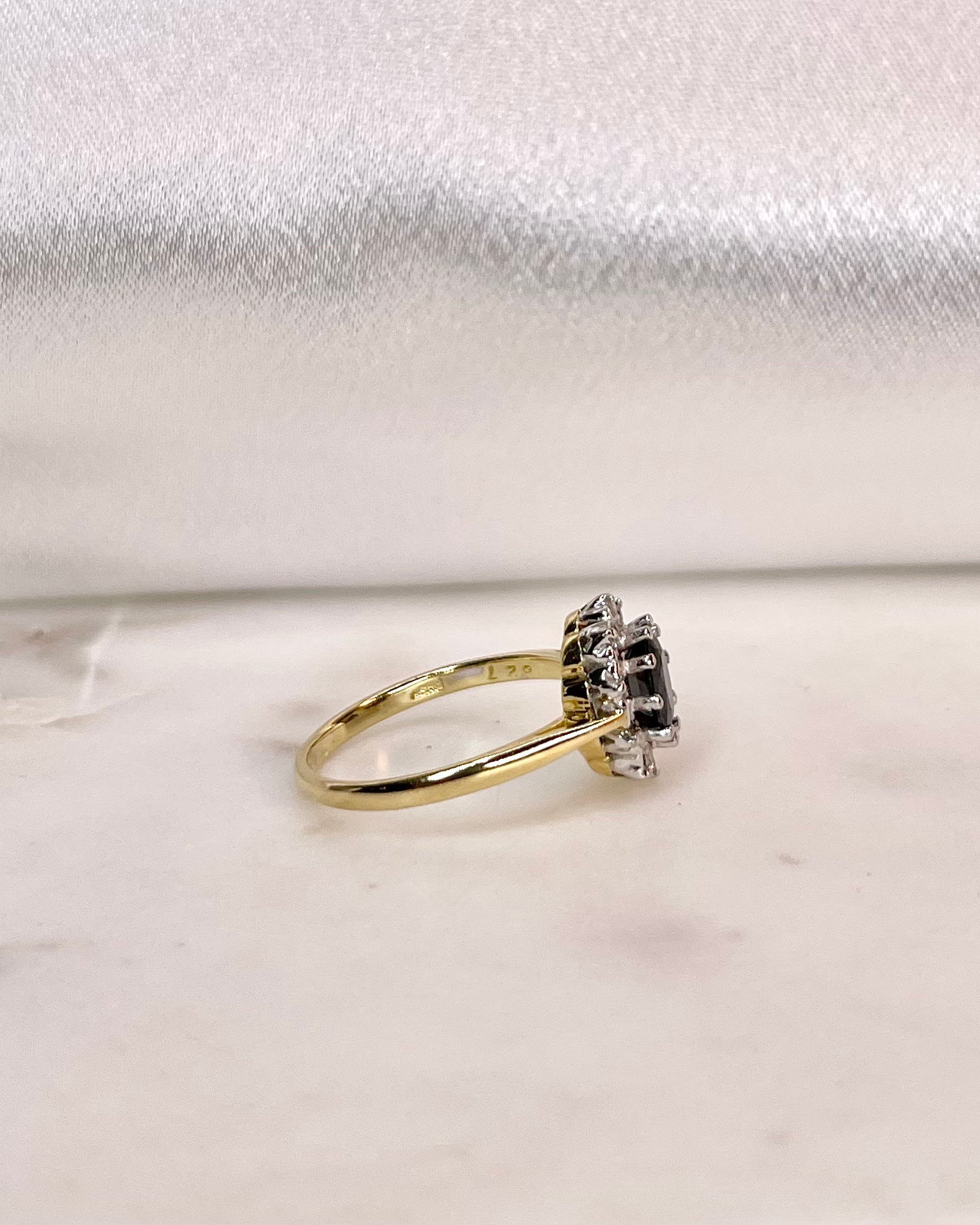 Bague Marguerite Saphir et Diamants “Yunaé”