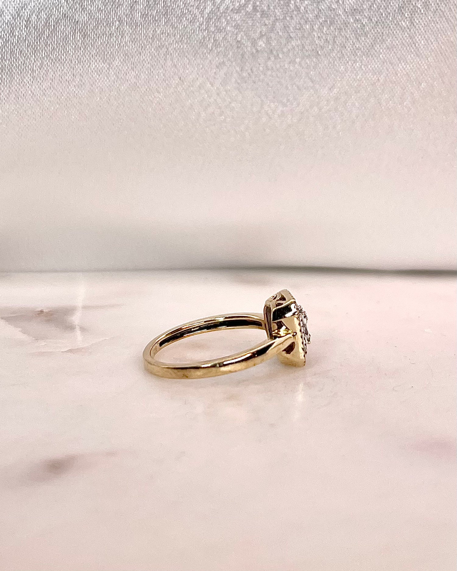 Bague Marguerite 67 Diamants &quot;Arya&quot;
