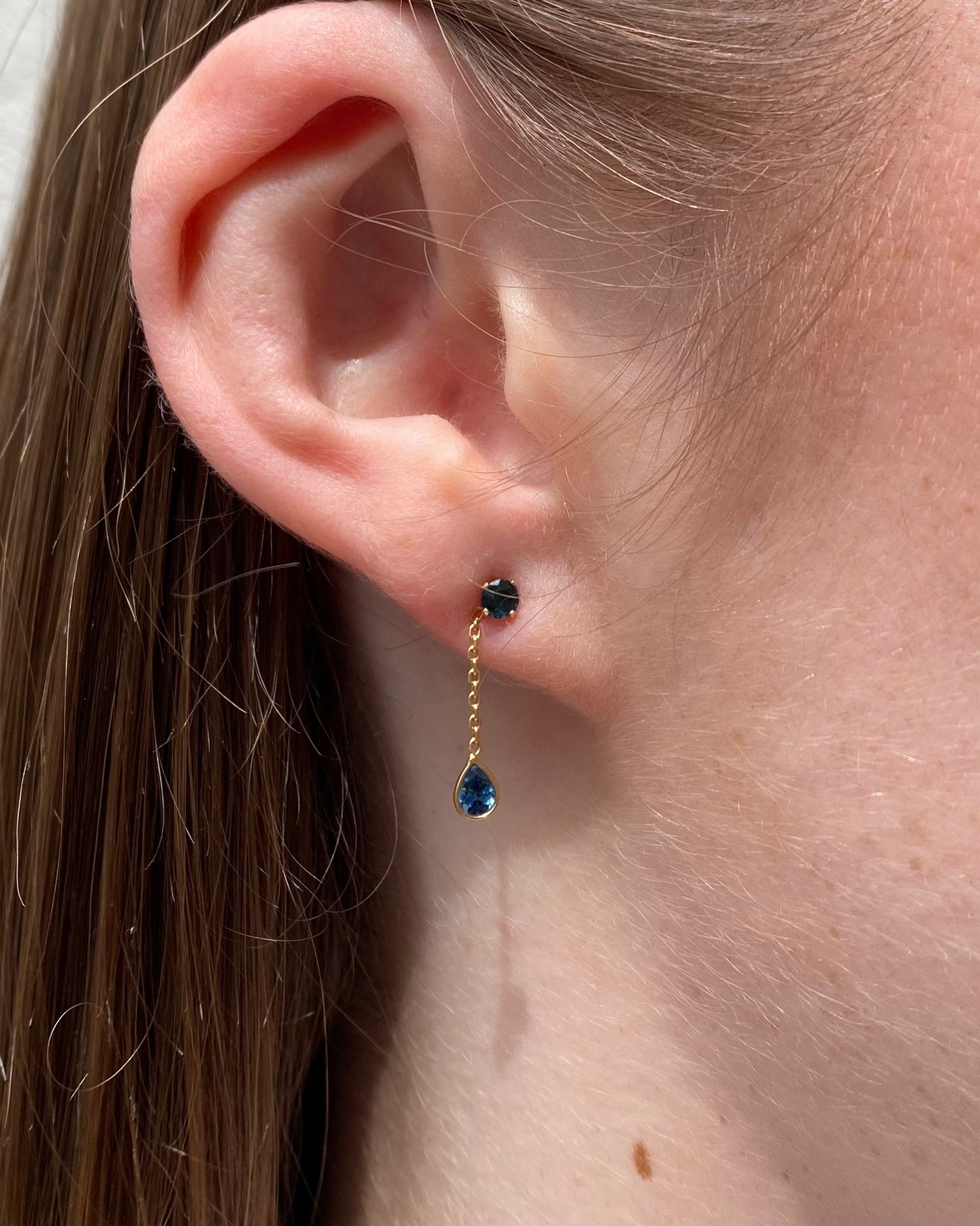 Boucles Pendantes Saphir 0.50 carat &quot;Zenko&quot;