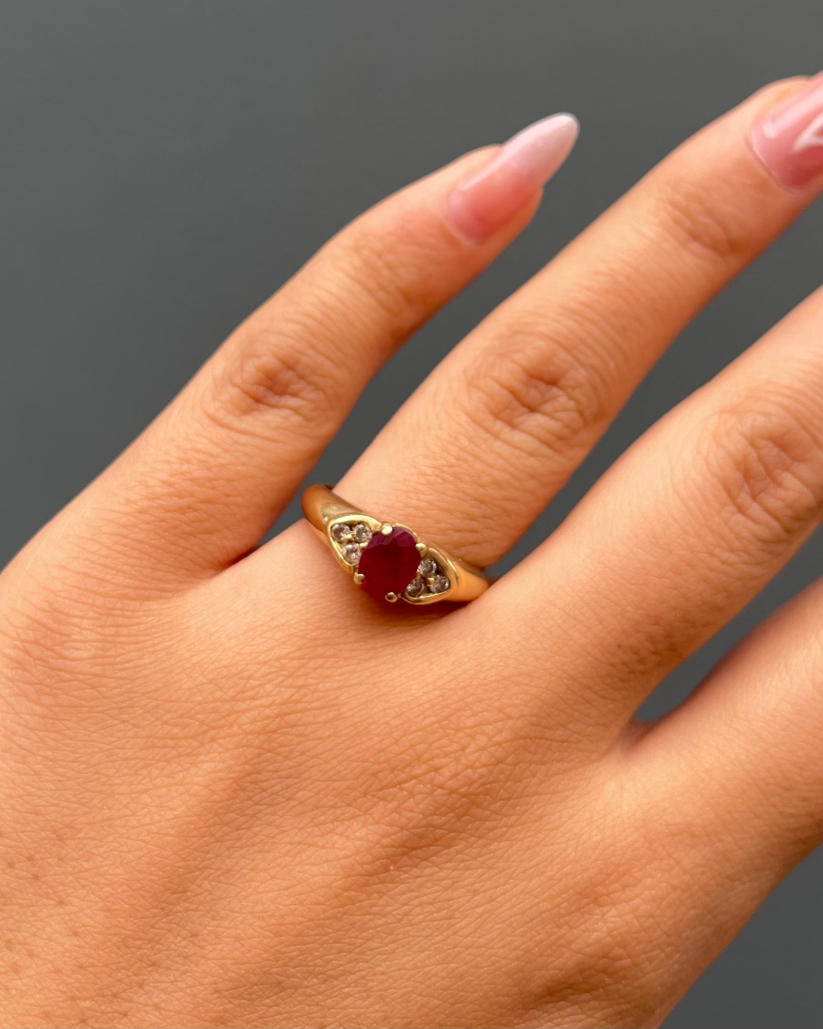 Bague Trilogie Rubis 1.10 carat &amp; Diamants "Samia"