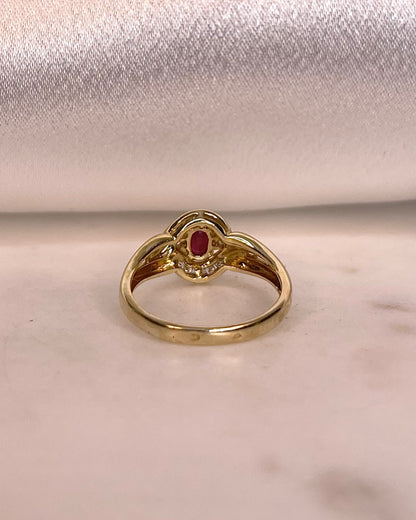 Bague Tourbillon Style Art-Déco Rubis 0.80 carat et Diamants &quot;Nolinea&quot;