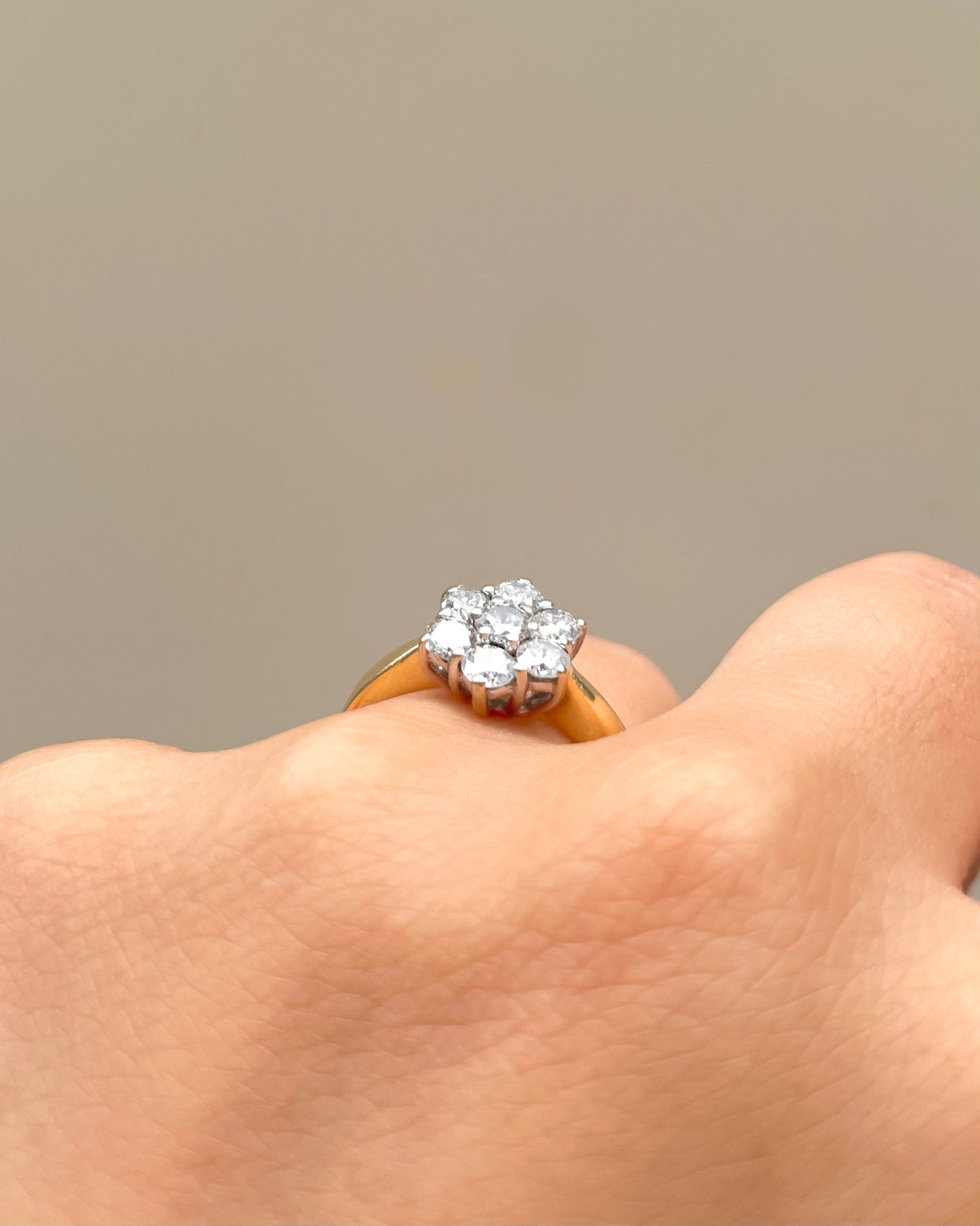 Bague Marguerite Diamants 0.75 carat &quot;Dara&quot;